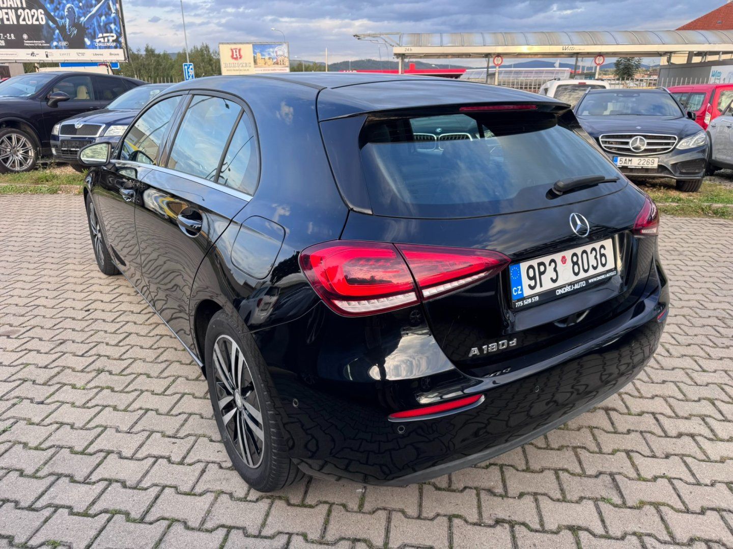 Mercedes-Benz Třídy A, 180D 1,5 85 KW AUTOMAT SPORTB. - fotka 3
