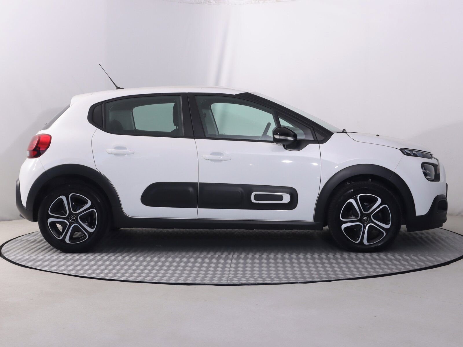 Citroën C3, 1.2 PureTech, Serv.kniha - fotka 6