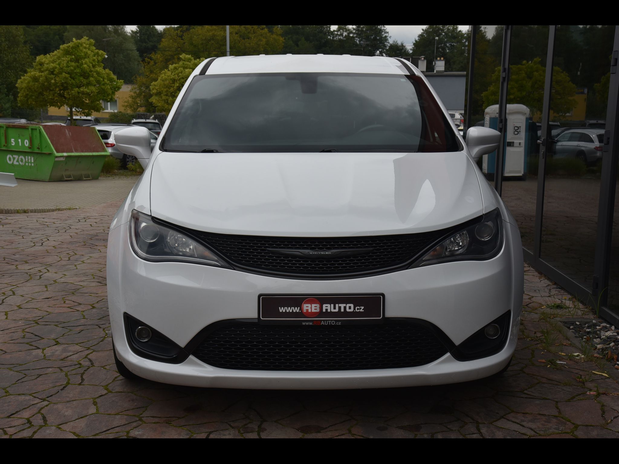 Chrysler Pacifica, 3.6L 300 PS 7 - míst Limited - fotka 4