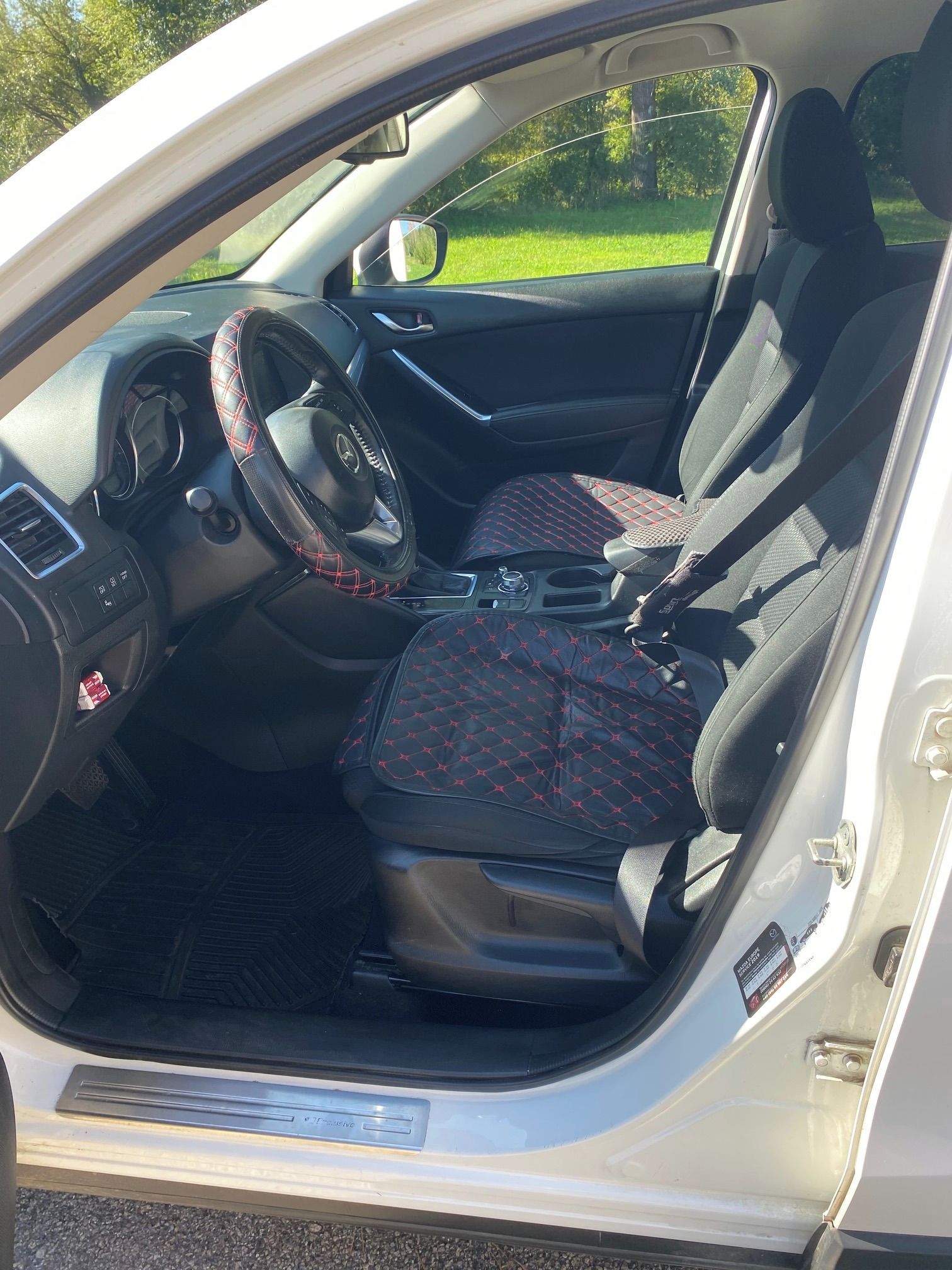 Mazda CX-5, 2,2 d Skyactiv - fotka 5