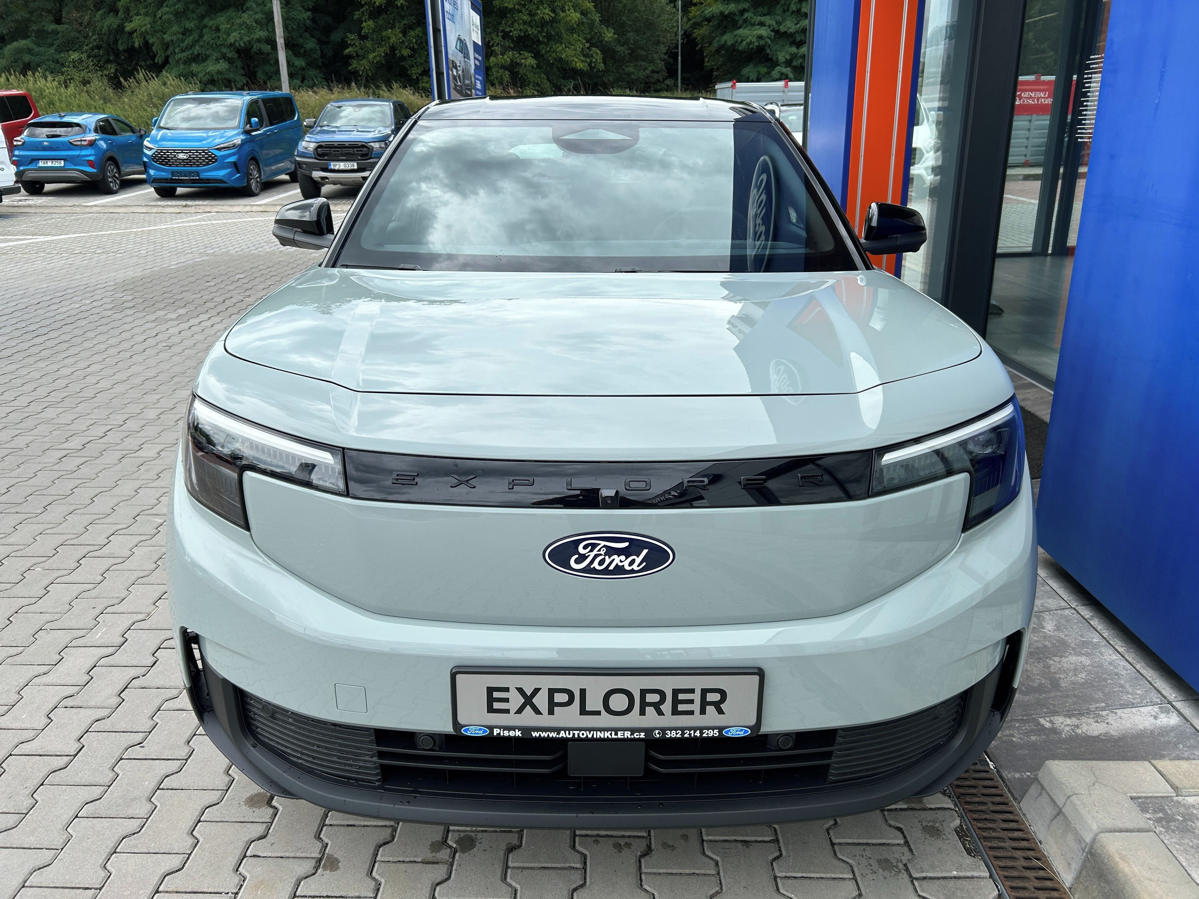 Ford Explorer, Collection 79 kWh 210 kW - fotka 2
