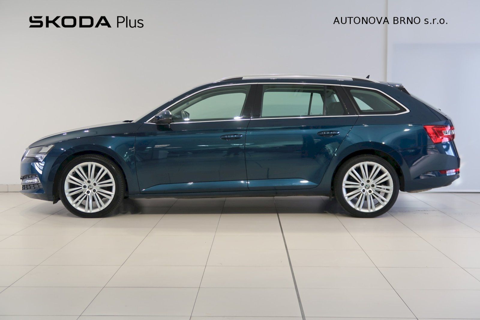 Škoda Superb, Combi 2.0 TDI 147kW Style - fotka 3