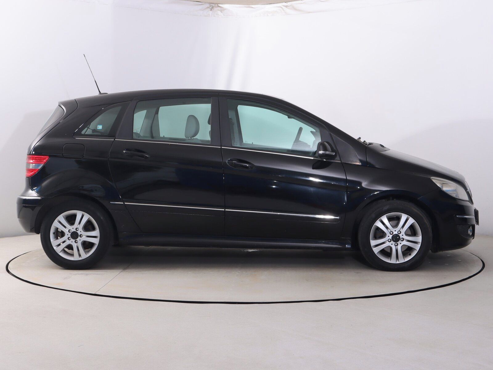 Mercedes-Benz Třídy B, 180 CDI - fotka 6