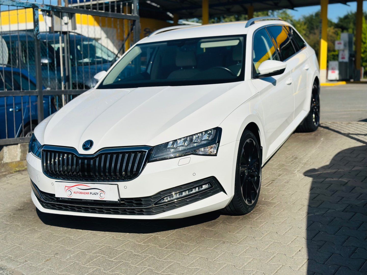 Škoda Superb, 2.0TDi KAMERA,ACC,WEBASTO - fotka 3