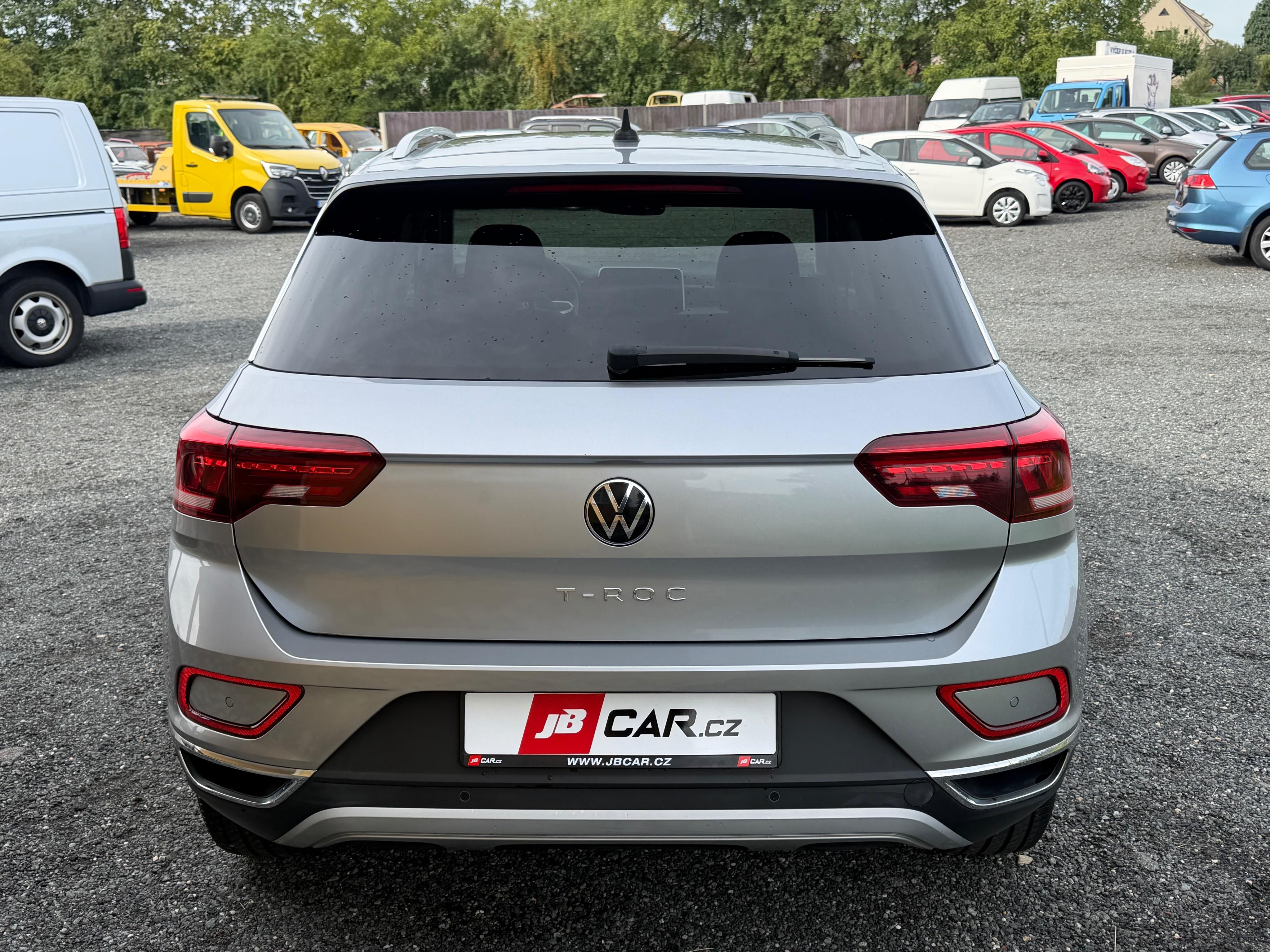 Volkswagen T-Roc, 1.5 TSI 110KW STYLE DPH 1.MAJ - fotka 3