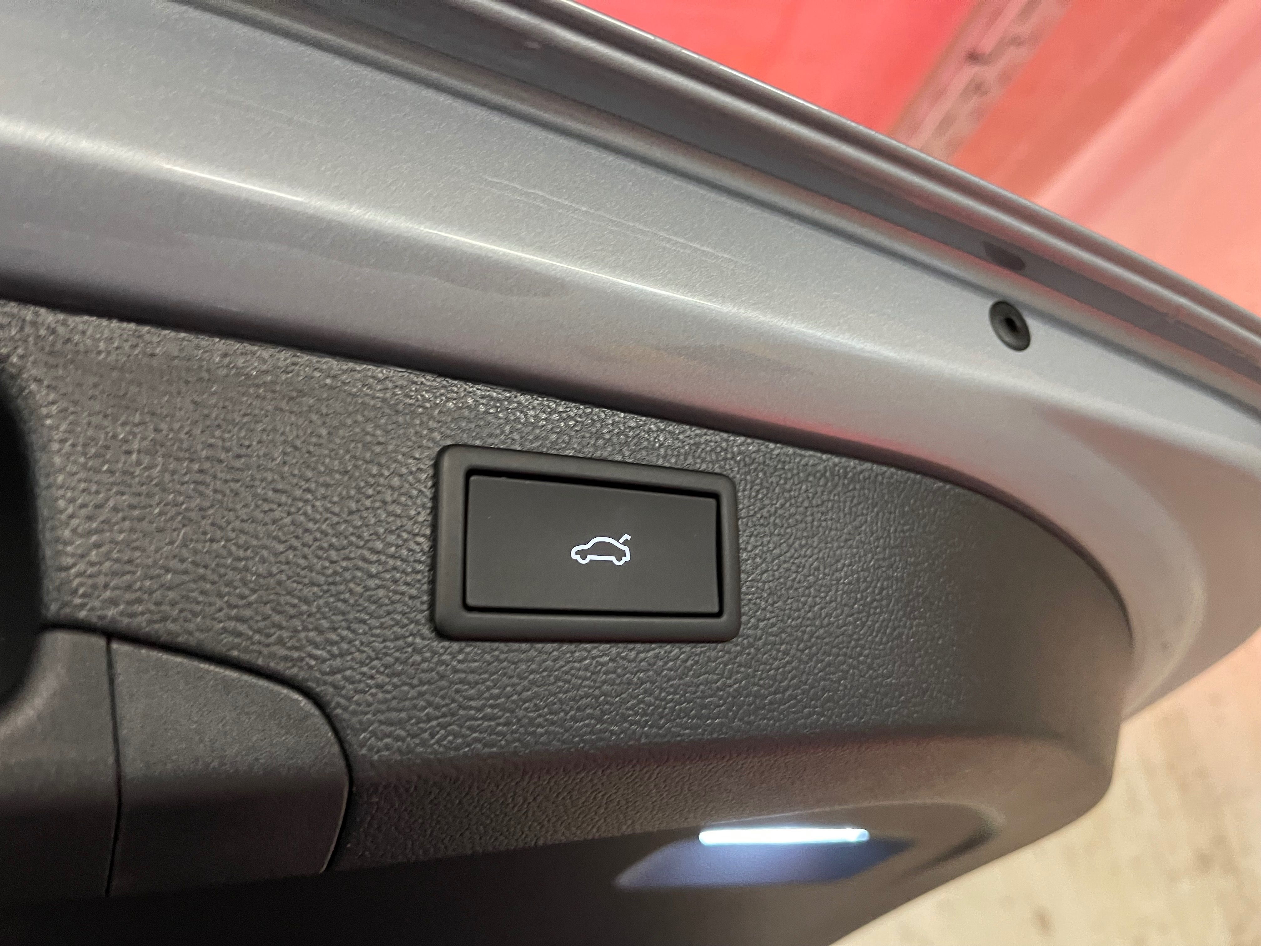 Volkswagen Passat, DCC/HUD/Tažné/El.Sed./Záruka5y - fotka 6