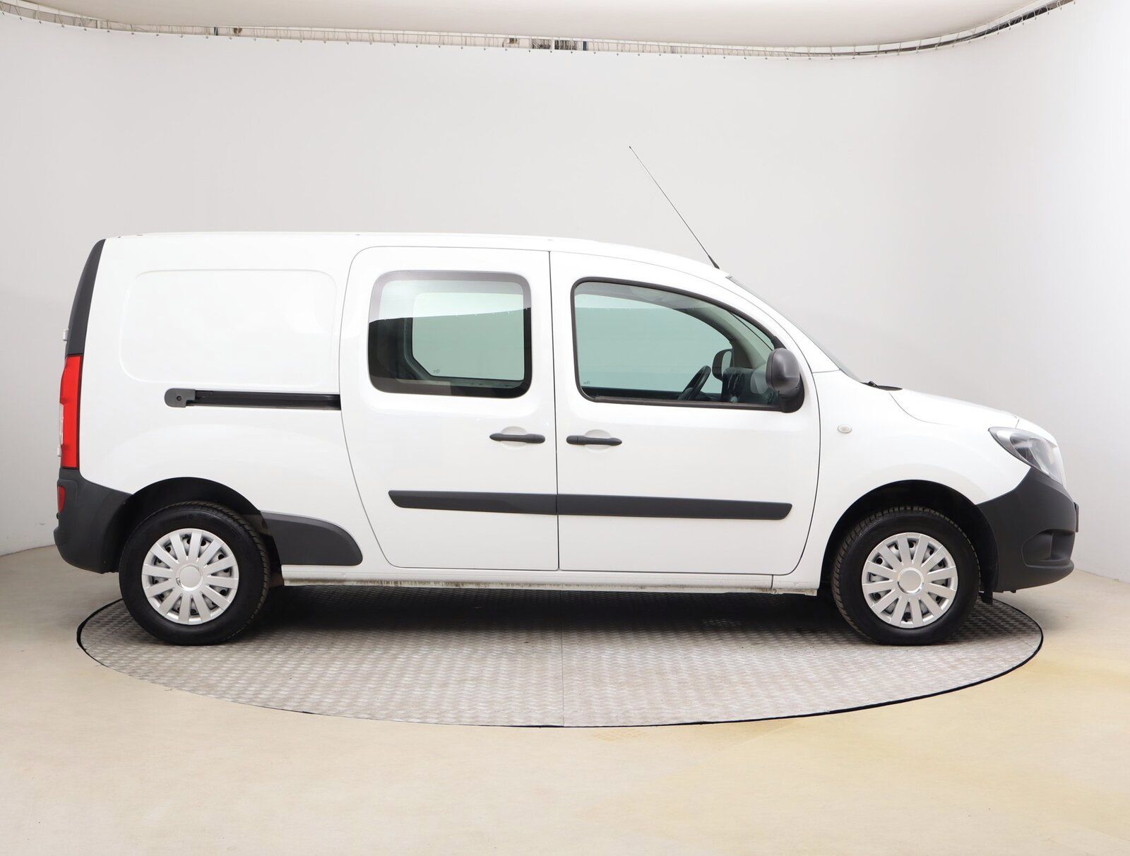 Mercedes-Benz Citan, 111 CDI, Mixto/XL, 5 míst - fotka 6
