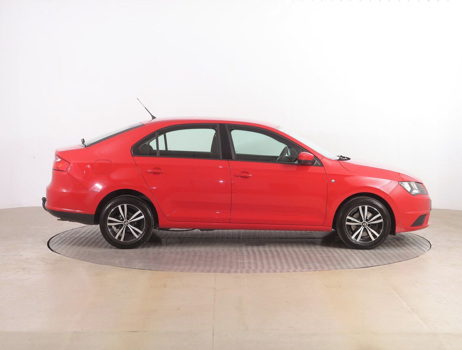 Seat Toledo, 1.2 TSI, Serv.kniha - fotka 6