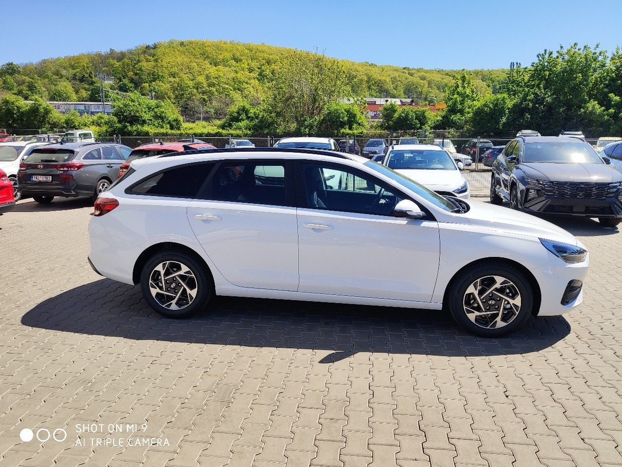 Hyundai i30, 26 WG 1,6 T-GDI DCT GO CZECH - fotka 3