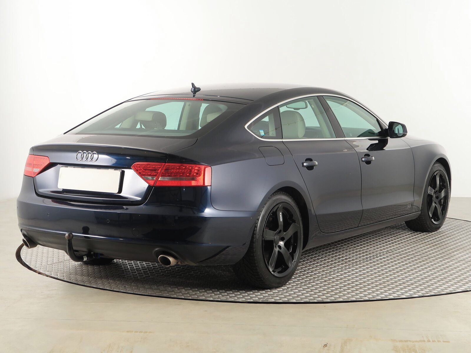 Audi A5, 2.7 TDI, Automat - fotka 5