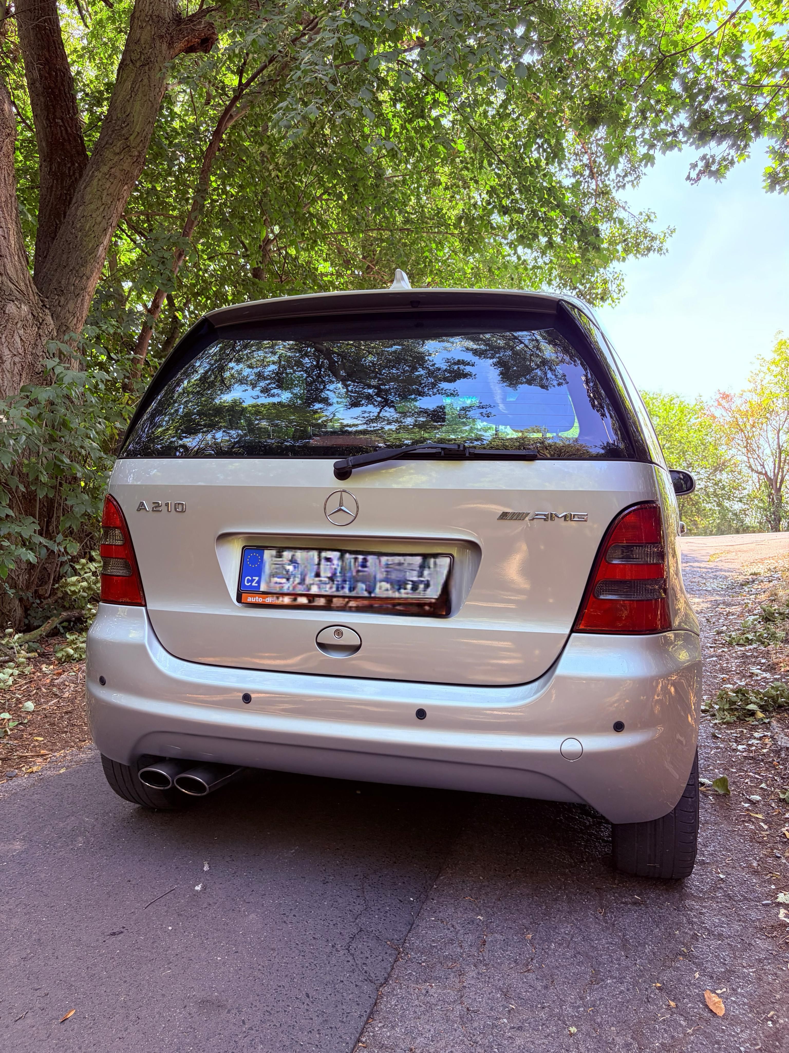 Mercedes-Benz Třídy A, Mercedes A210 AMG Automat W168 - fotka 3