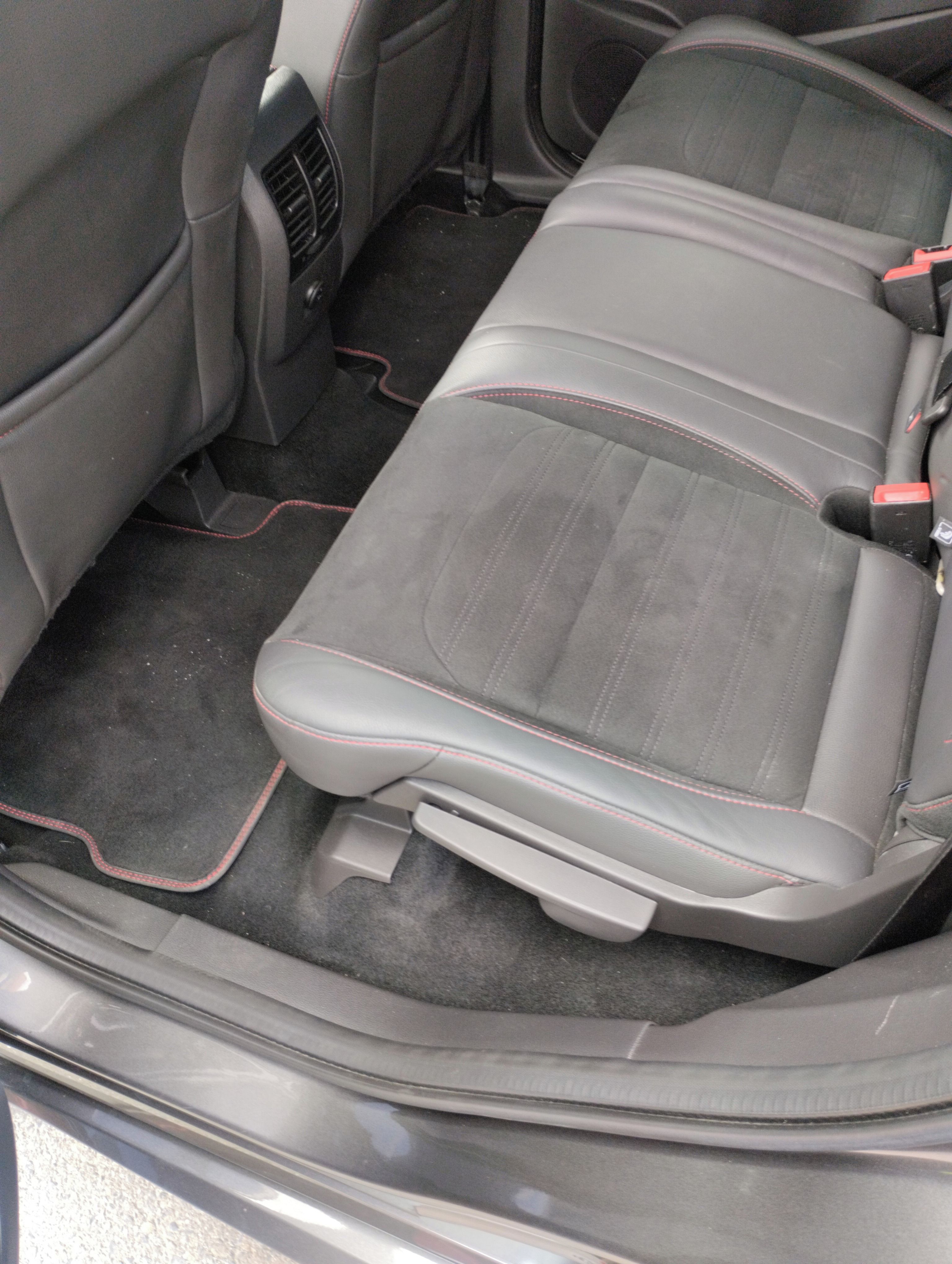 Ford Kuga, Ford Kuga 2.0 benzín 178 kw - fotka 5