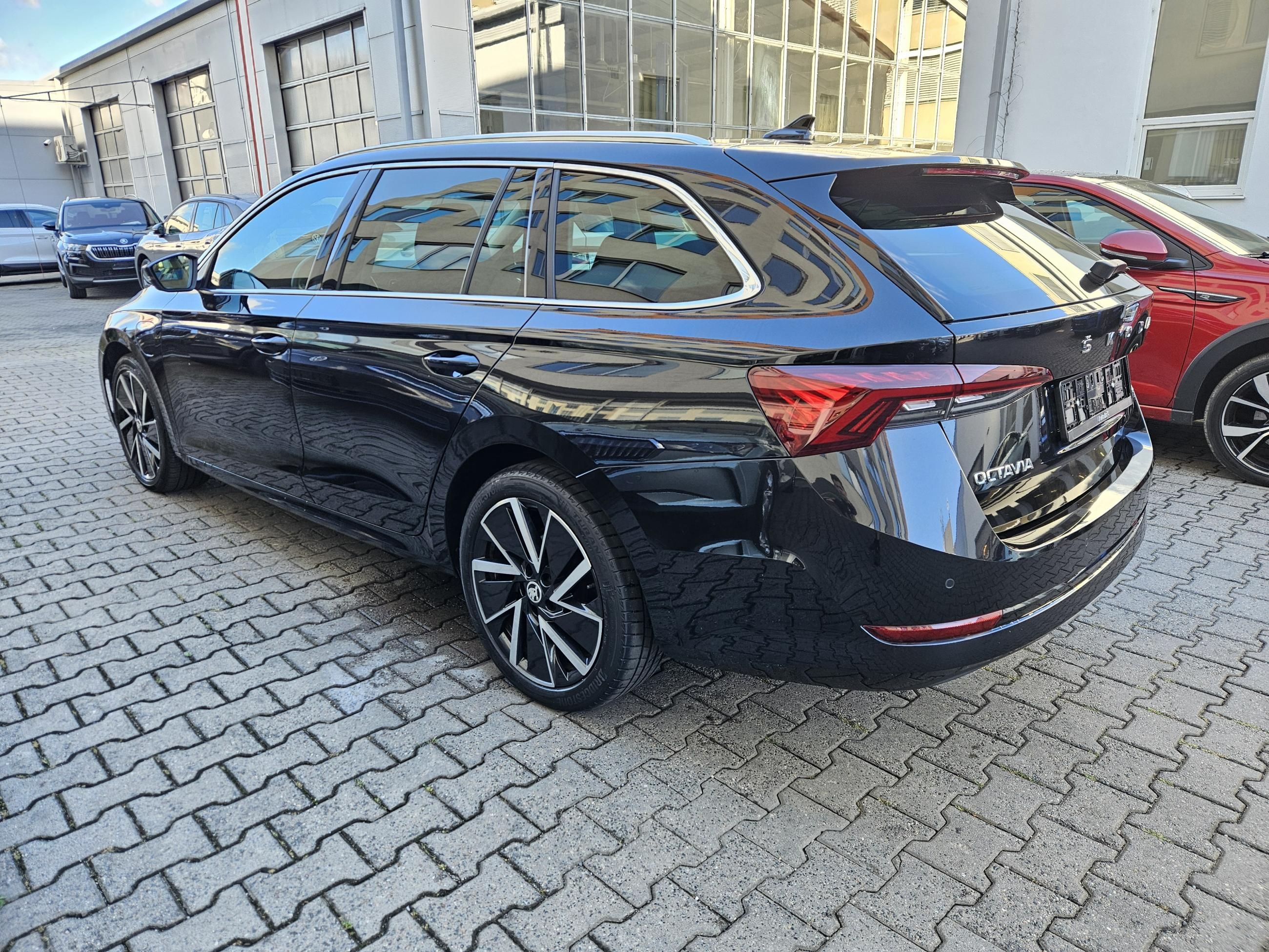 Škoda Octavia, iV 1.4 TSI 150kW DSG - fotka 5