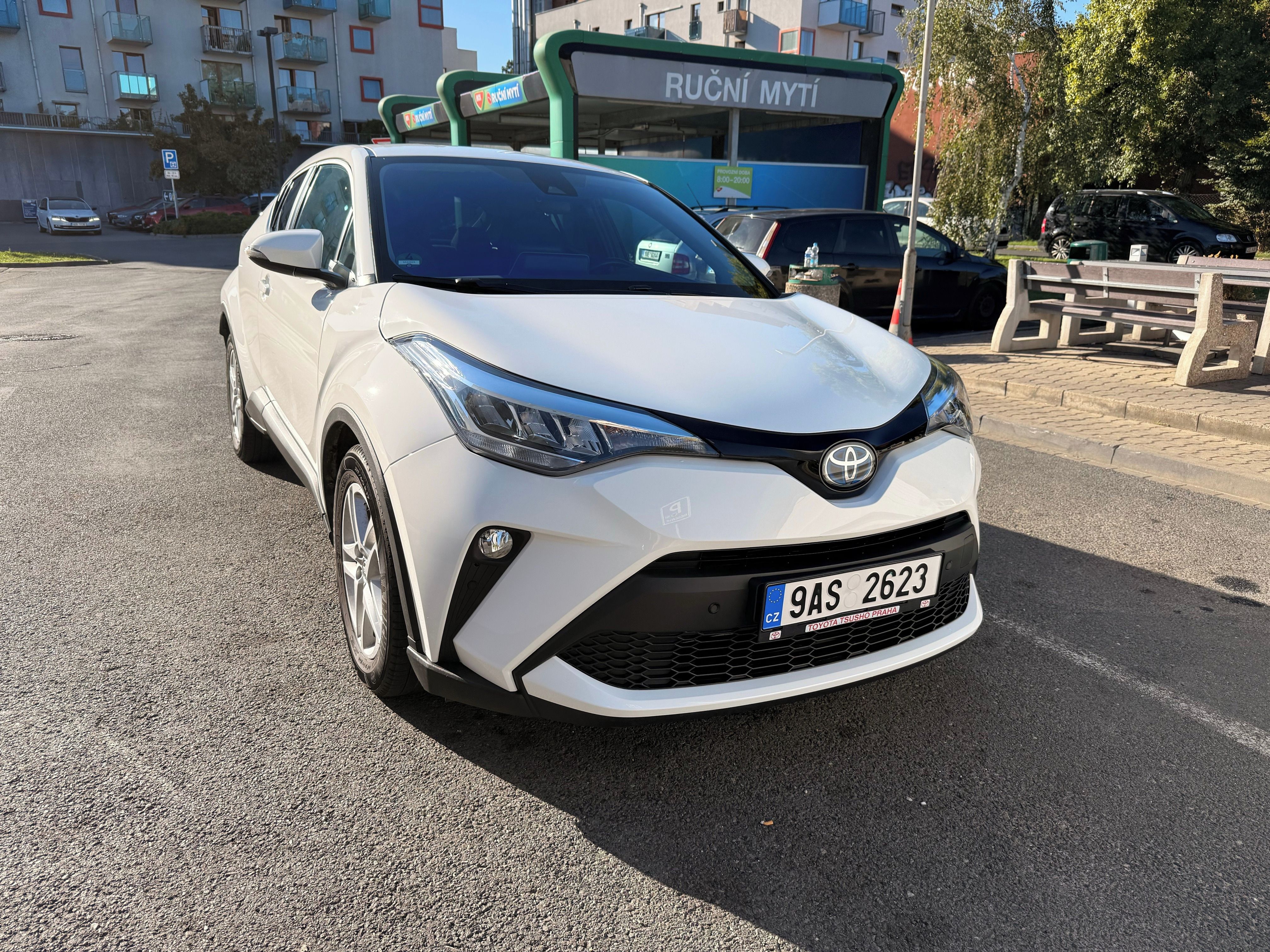 Toyota C-HR, Hybrid 1.8  Comfort - fotka 5