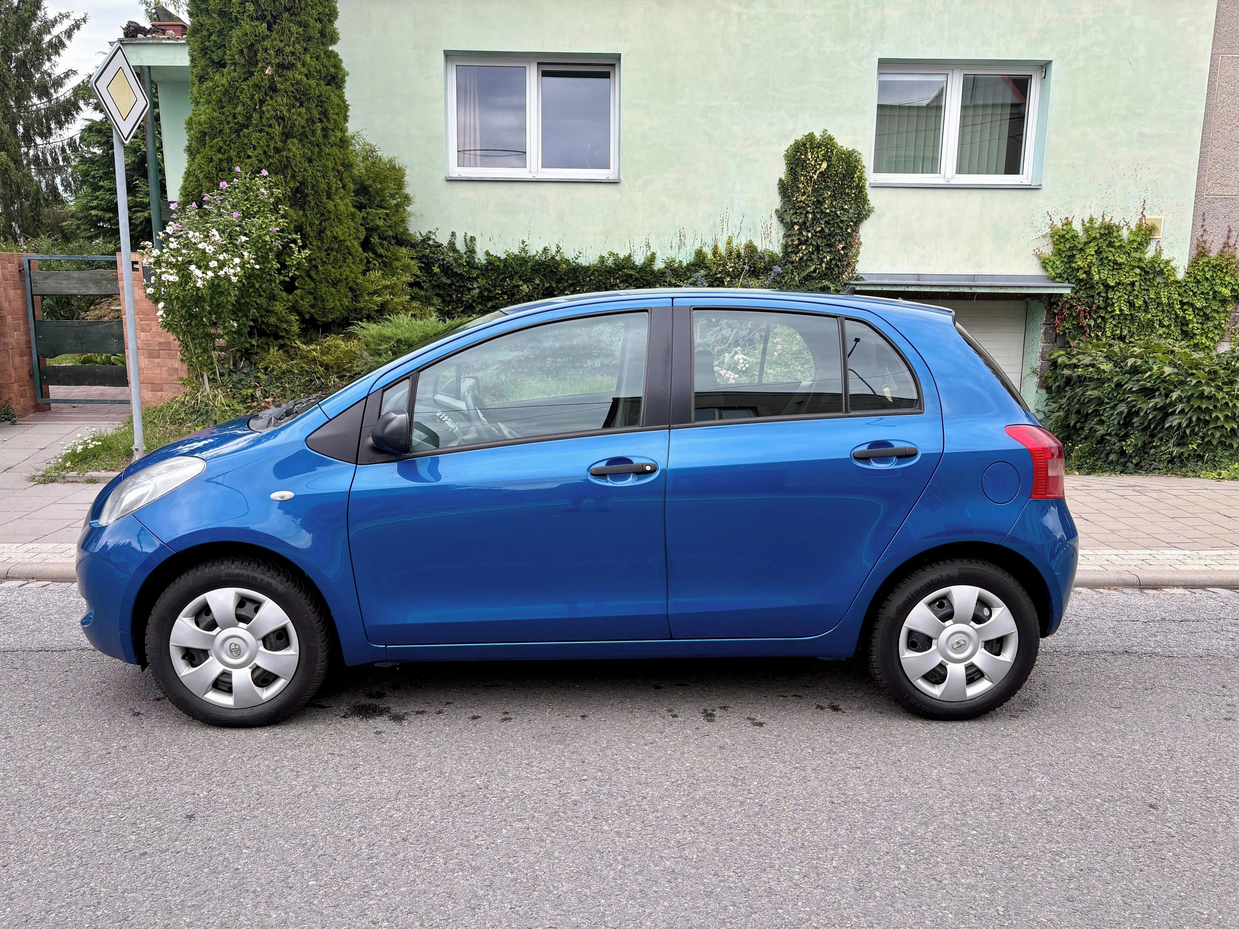 Toyota Yaris, 1.0VVTi Nehavarovaný Nerezavý - fotka 3