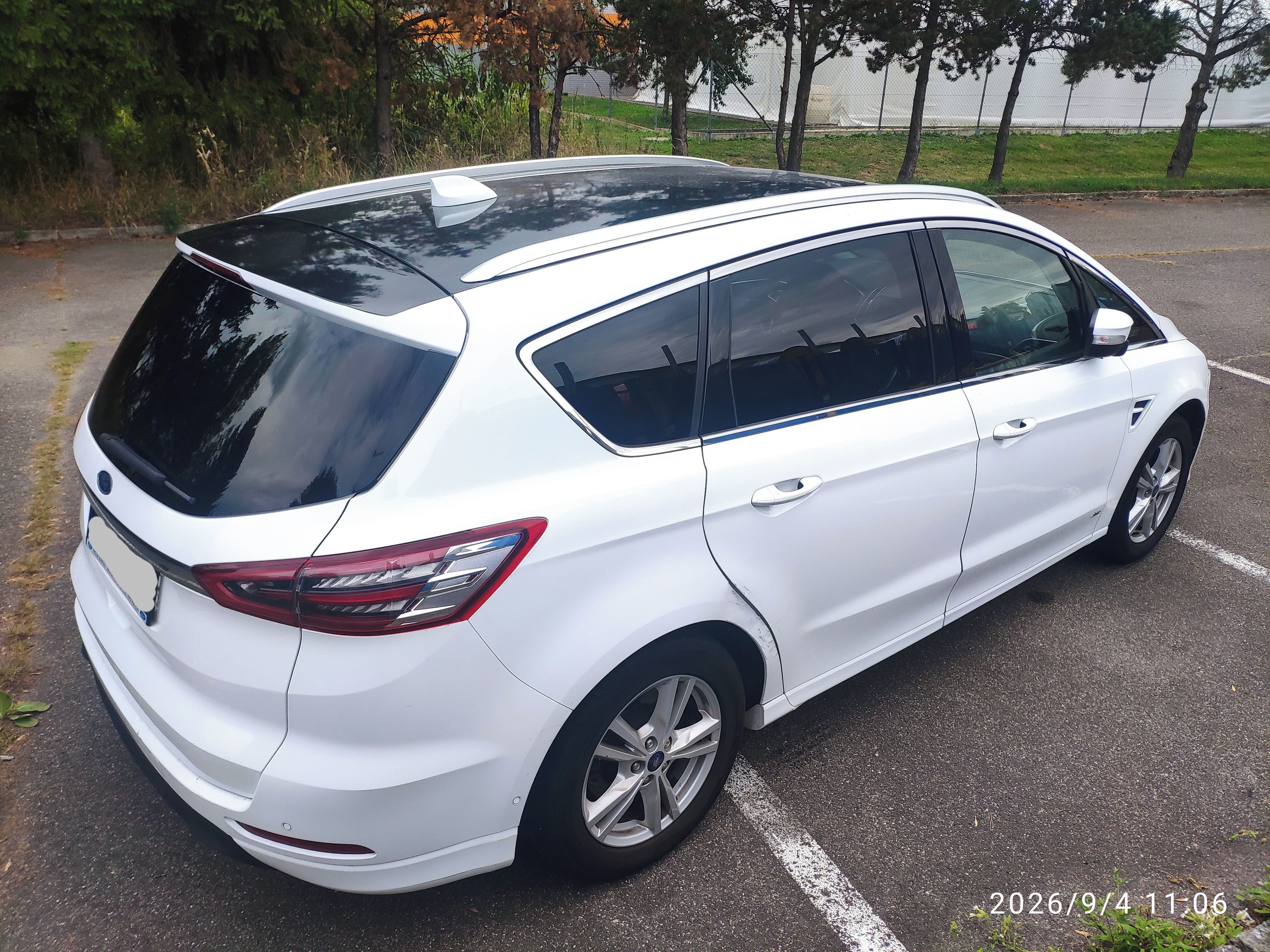 Ford S-MAX, 2.0 TDCi 4x4, TOP CENA ! - fotka 2