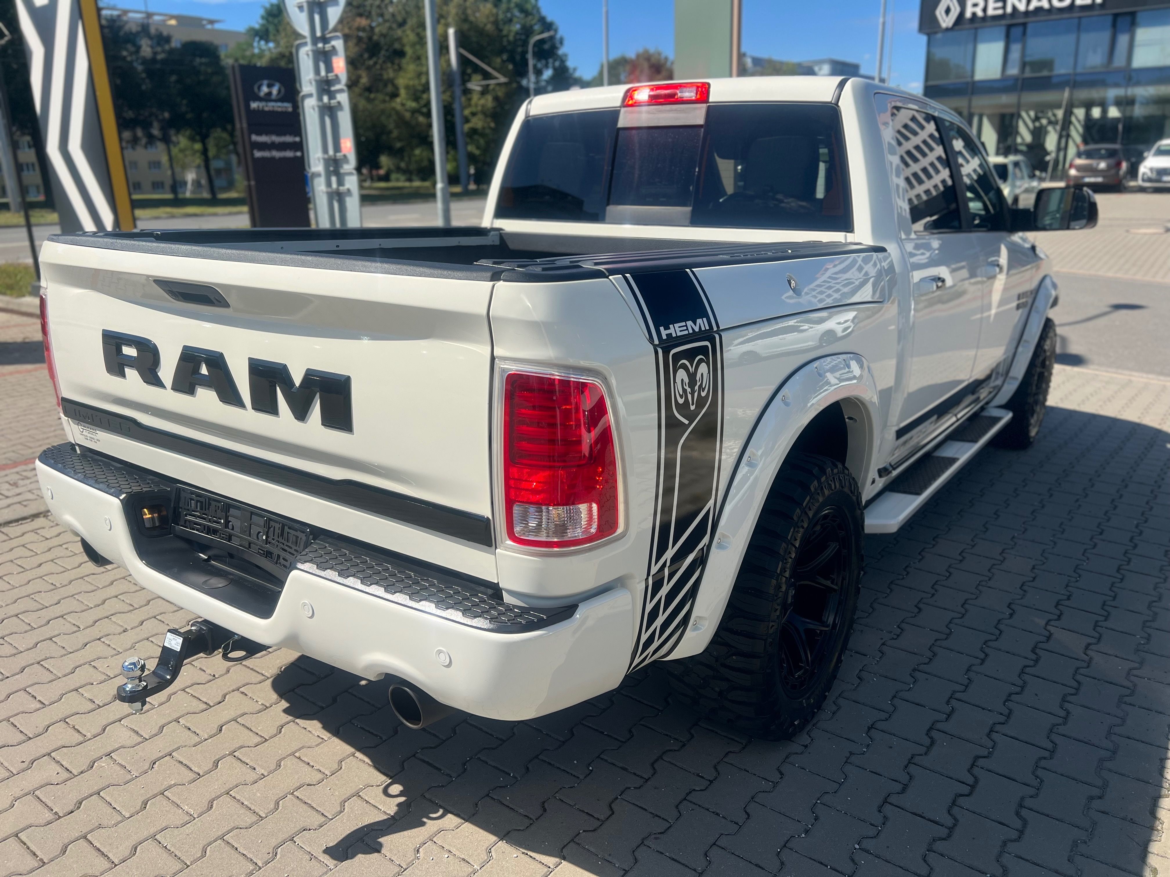 Dodge Ram, Dodge Ram,  DODGE RAM 4x4 HEMI - fotka 4