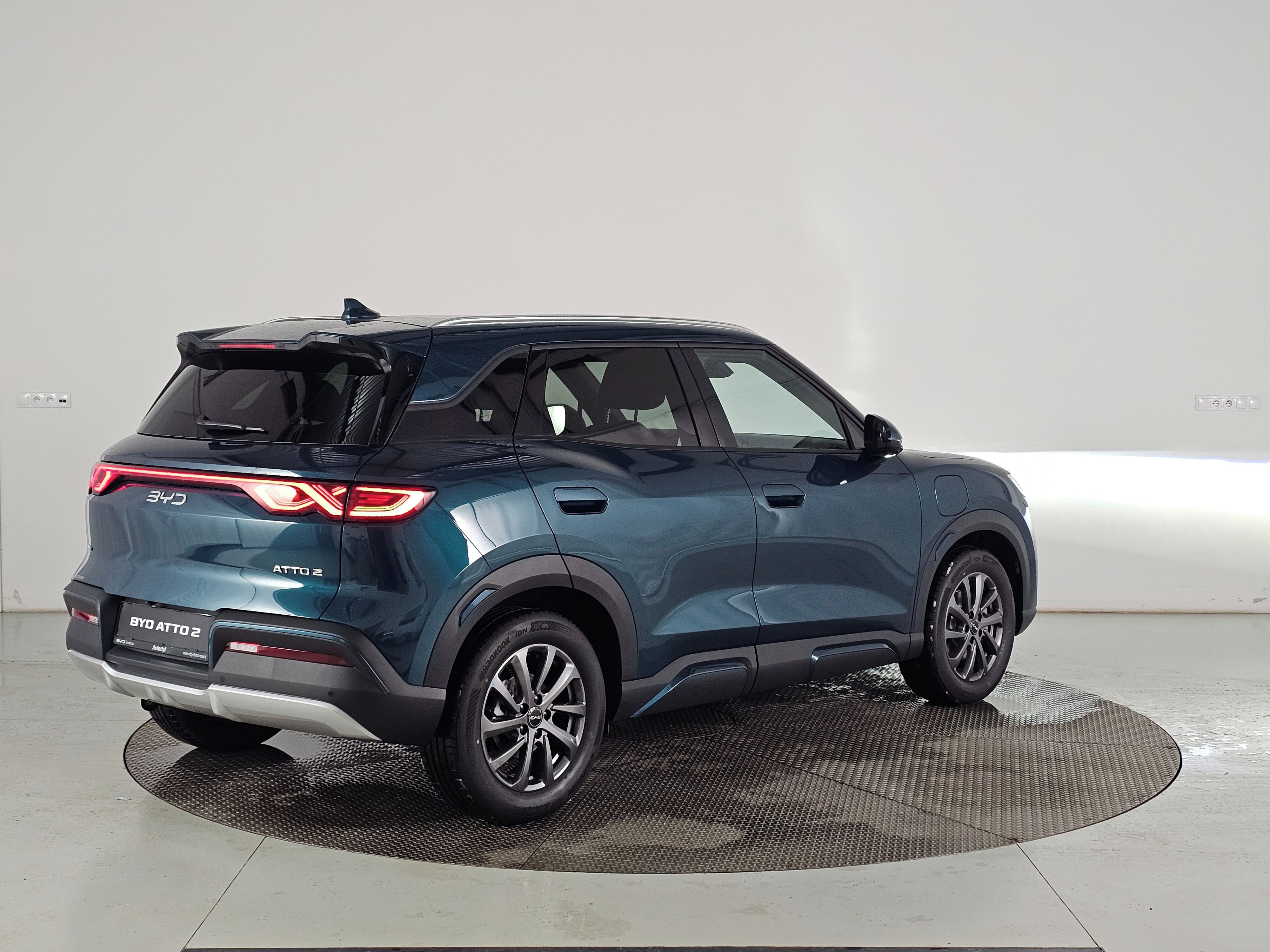 BYD ATTO 2 DM-i, 121k Boost 18kWh - fotka 5