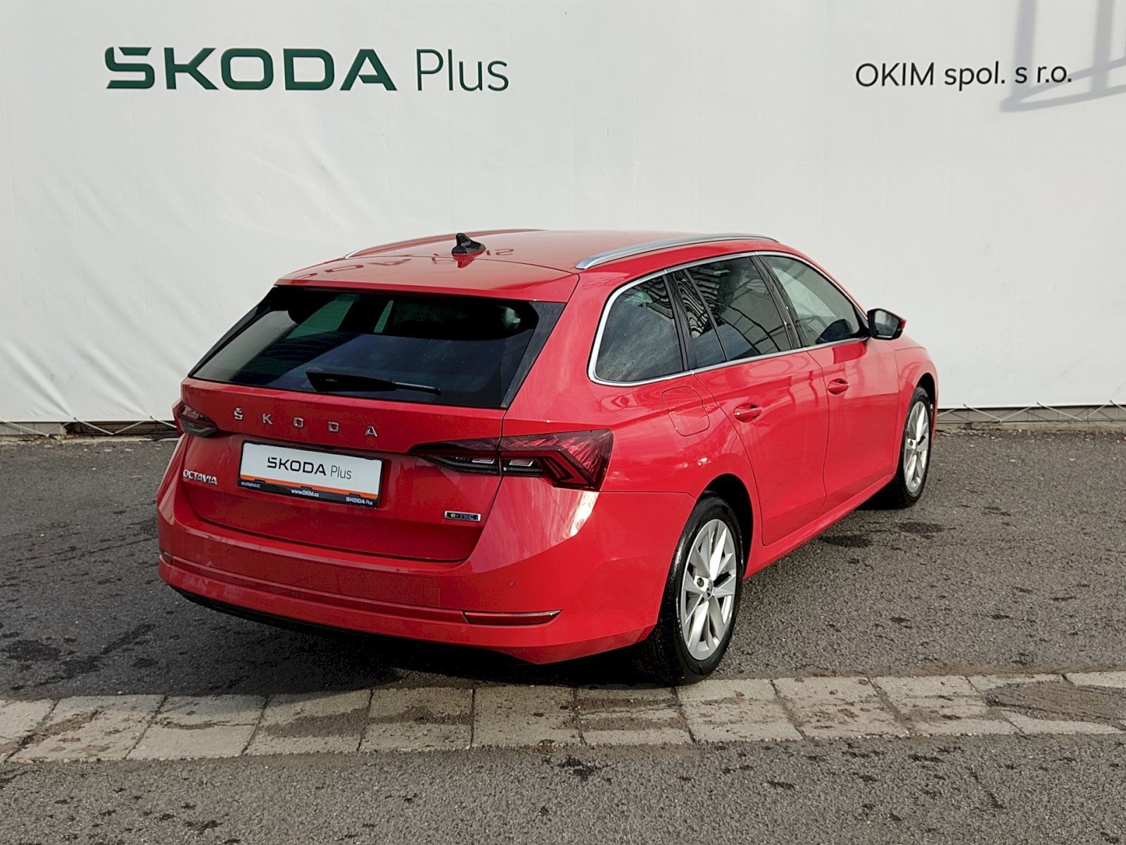 Škoda Octavia, Combi Style  1,0 Tsi 81 Kw DSG - fotka 2