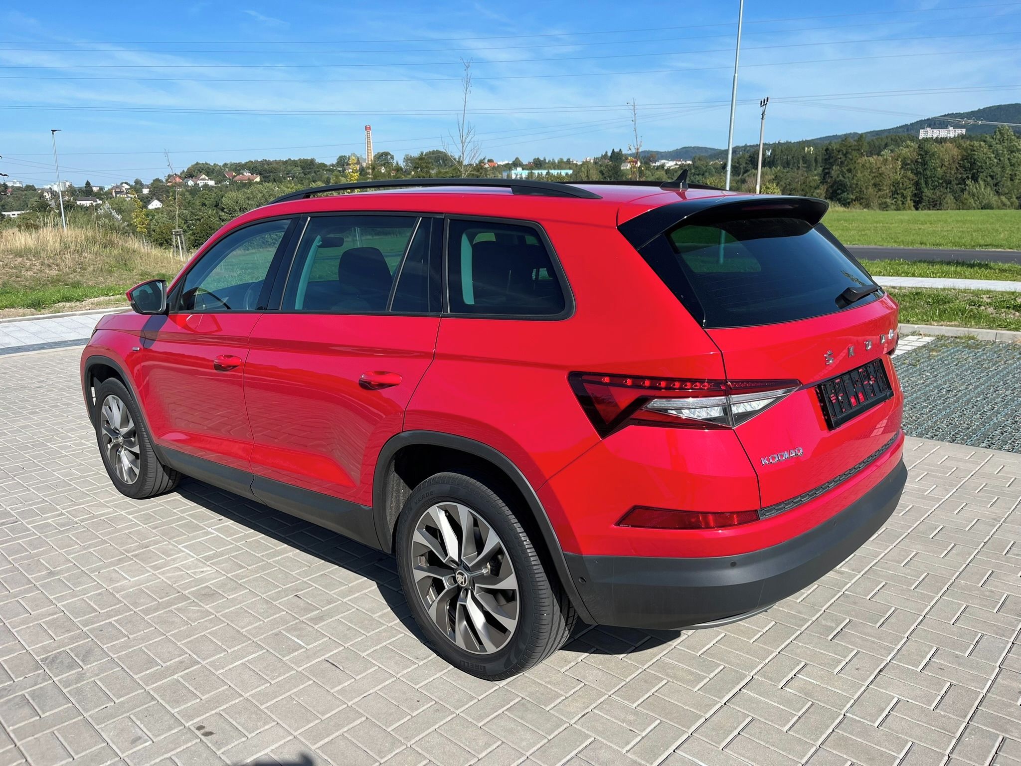 Škoda Kodiaq, 2.0TDi 110kW 4x4 DSG WEBASTO - fotka 6