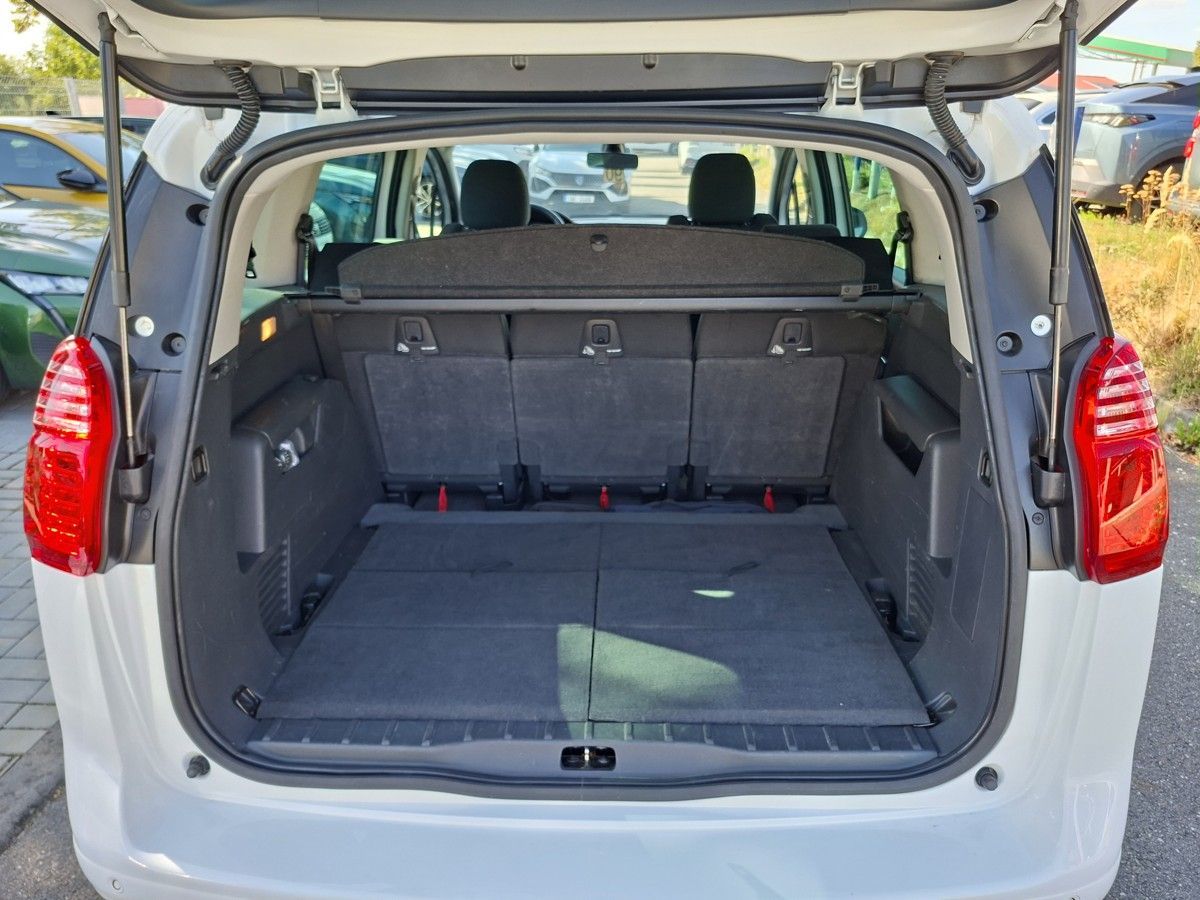 Peugeot 5008, ACTIVE 1,6 BHDI 120k M6 - fotka 5