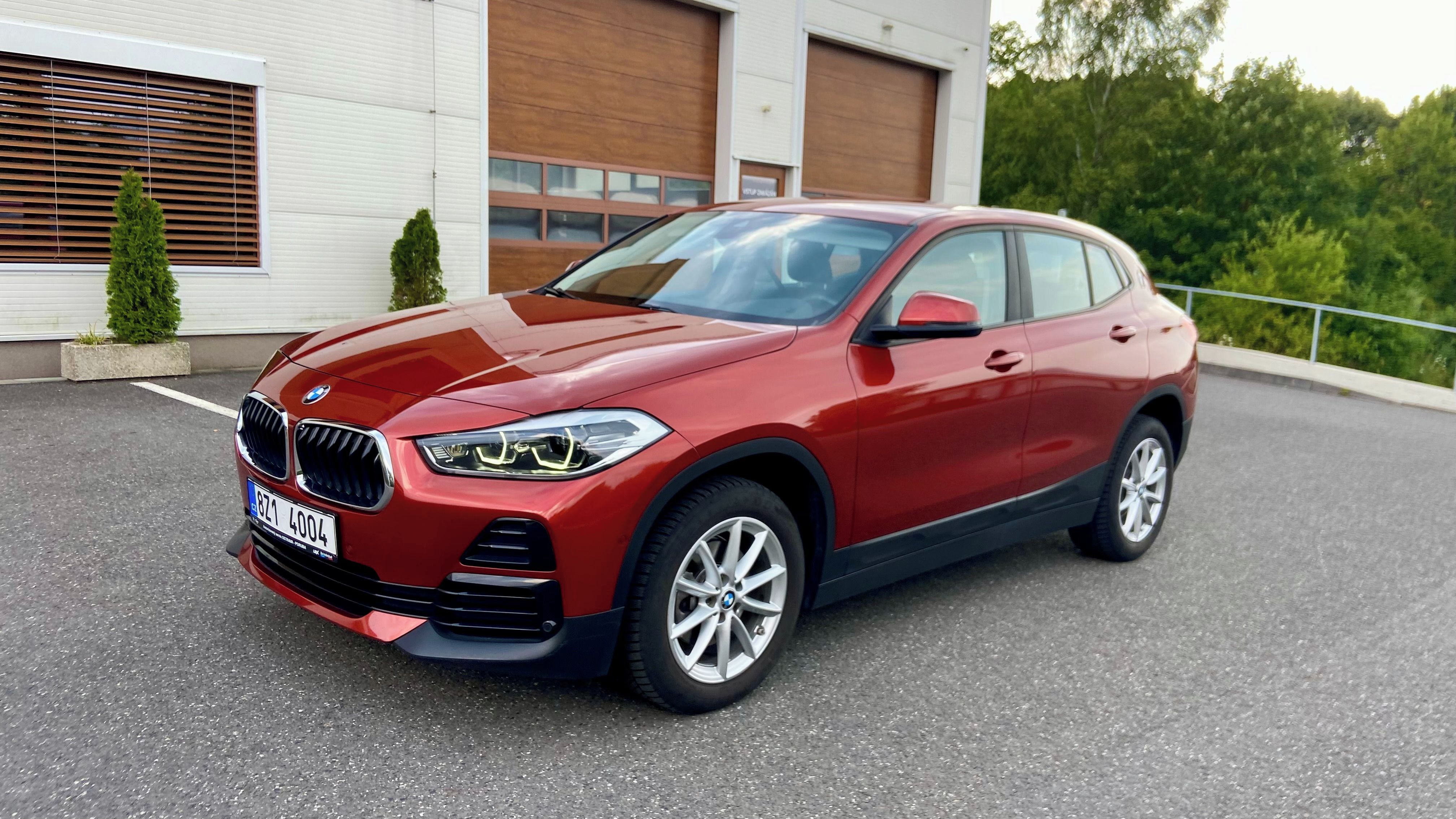 BMW X2, BMW X2 EXECUTIVE SPORT 110 KW - fotka 2