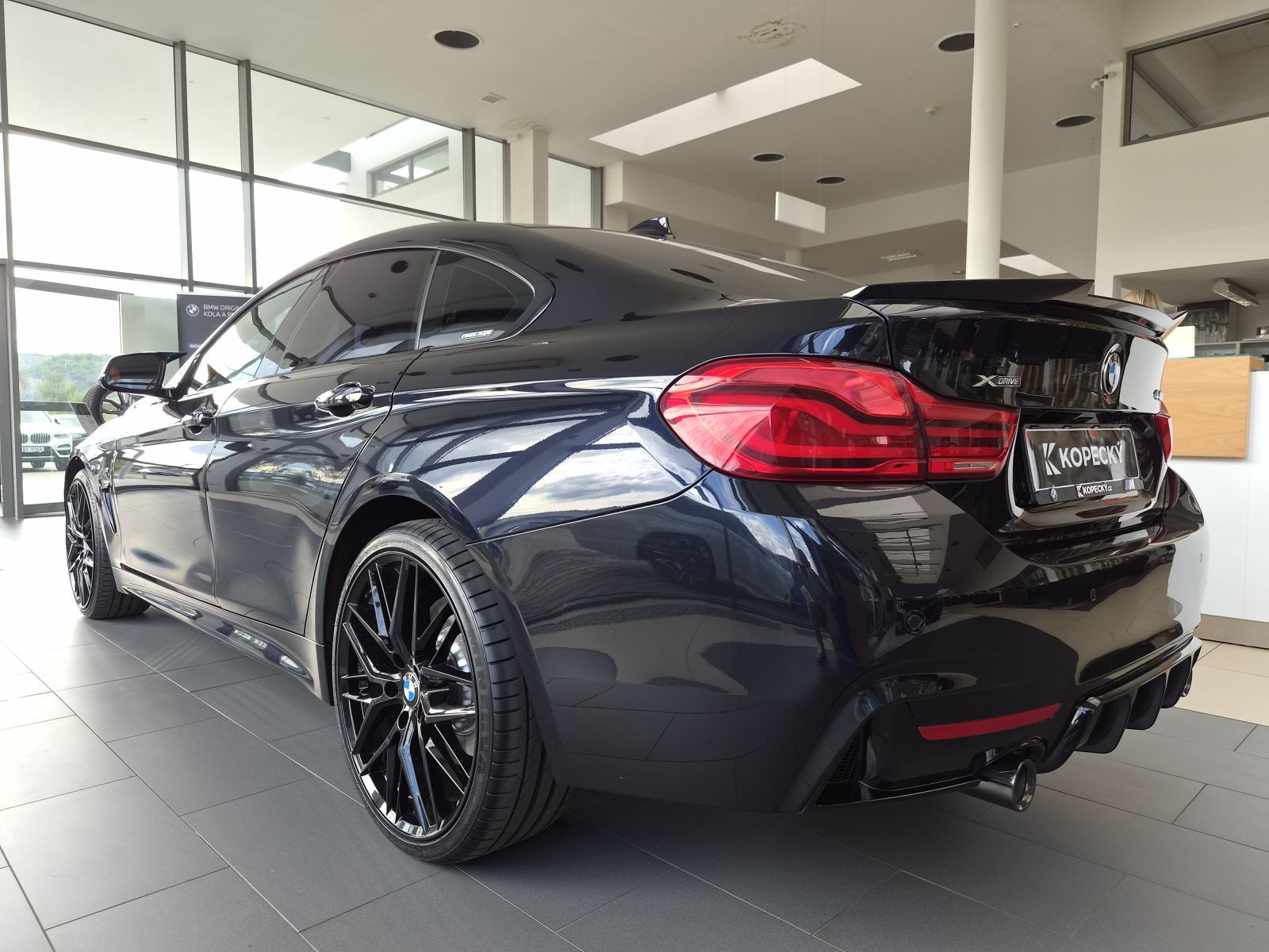 BMW Řada 4, 440i xDrive - fotka 5