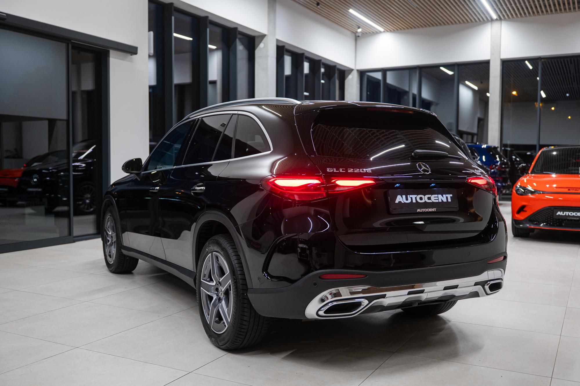 Mercedes-Benz GLC, 220d 145KW 4x4 AMG 1ČR TAŽNÉ - fotka 5