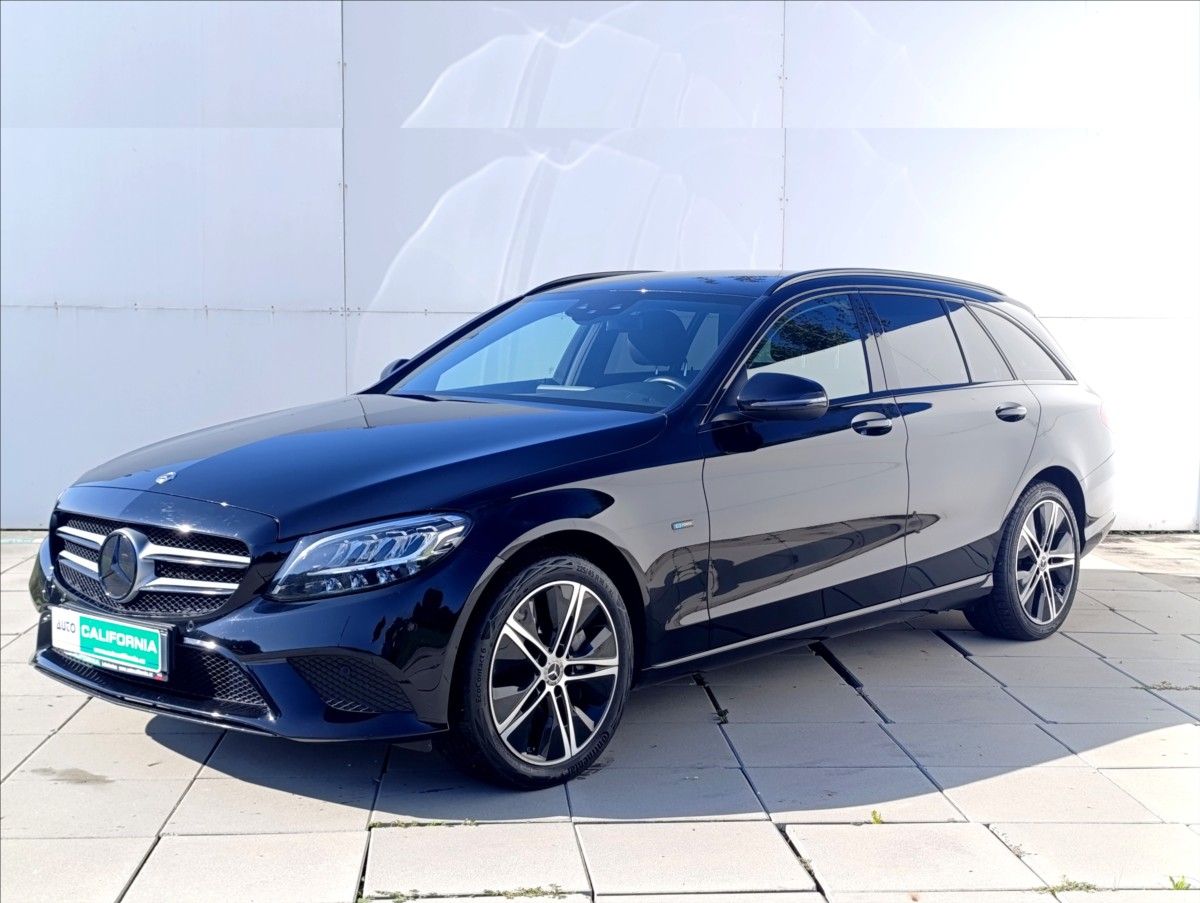 Mercedes-Benz Třídy C, 2,0 EQ POWER KAMERA NAVI