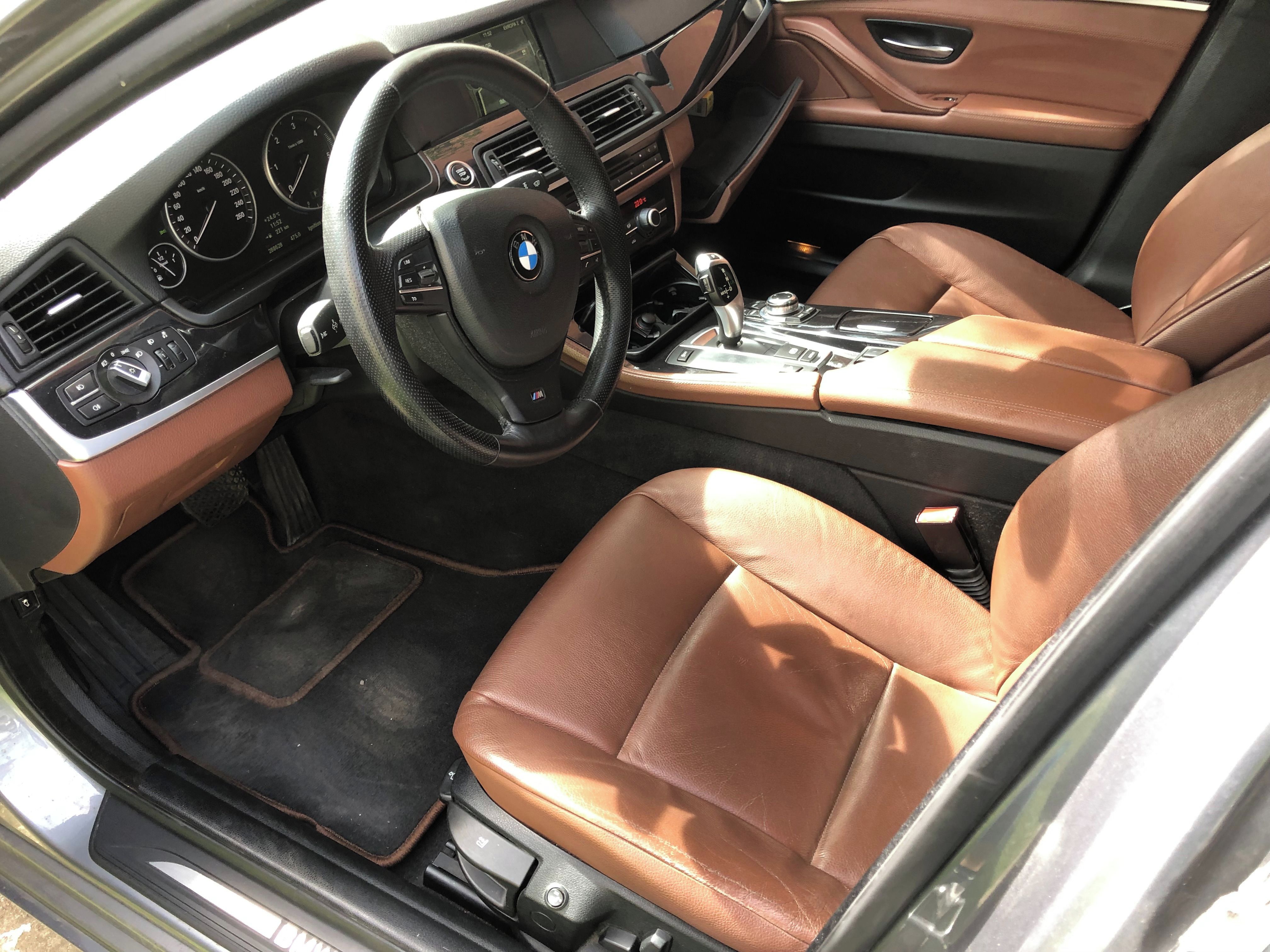 BMW Řada 5, 530d xDrive - fotka 6