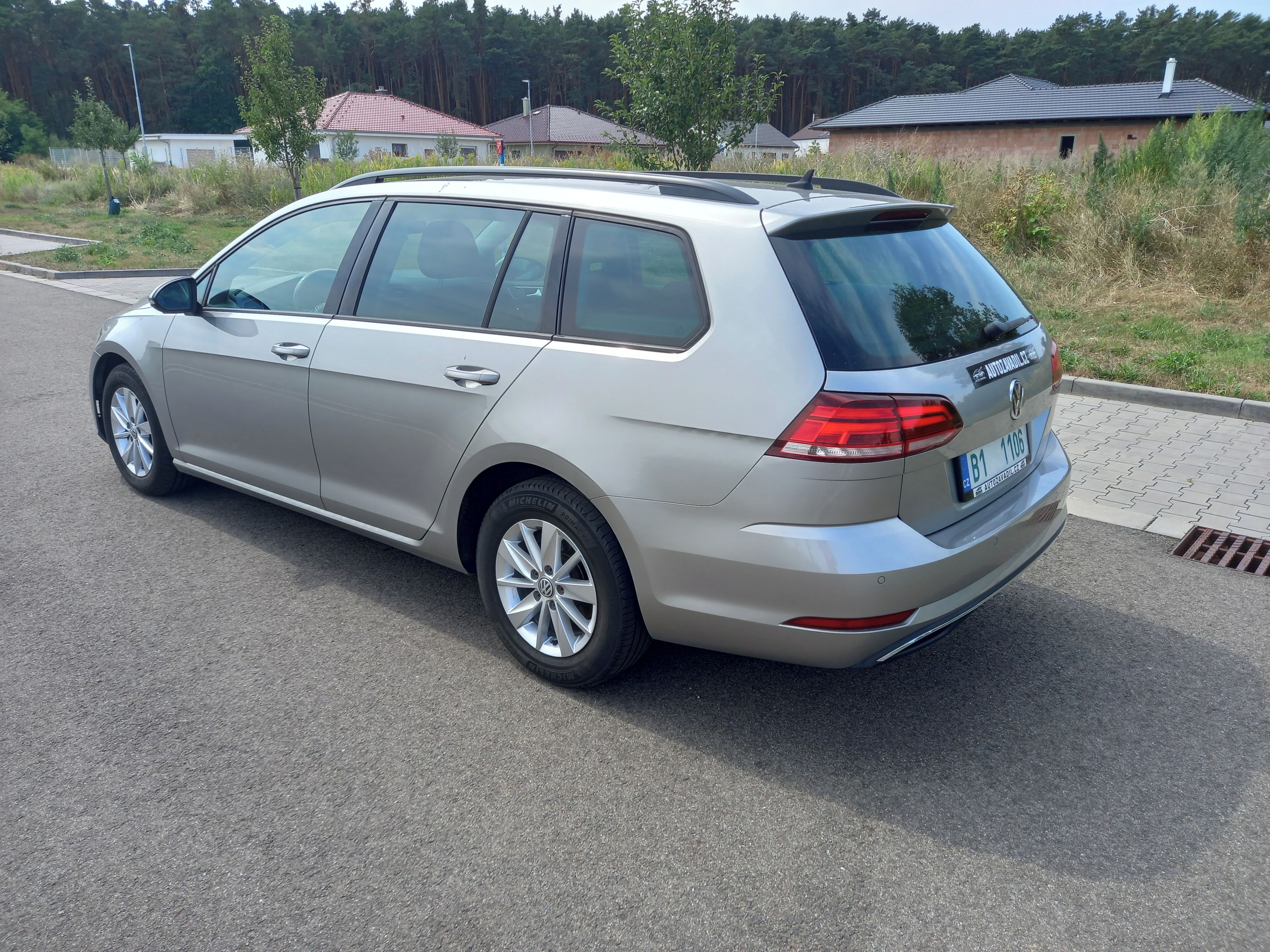 Volkswagen Golf Variant, 1,0TSI-81KW-ACC-VIRTUAL-KAMERA - fotka 6
