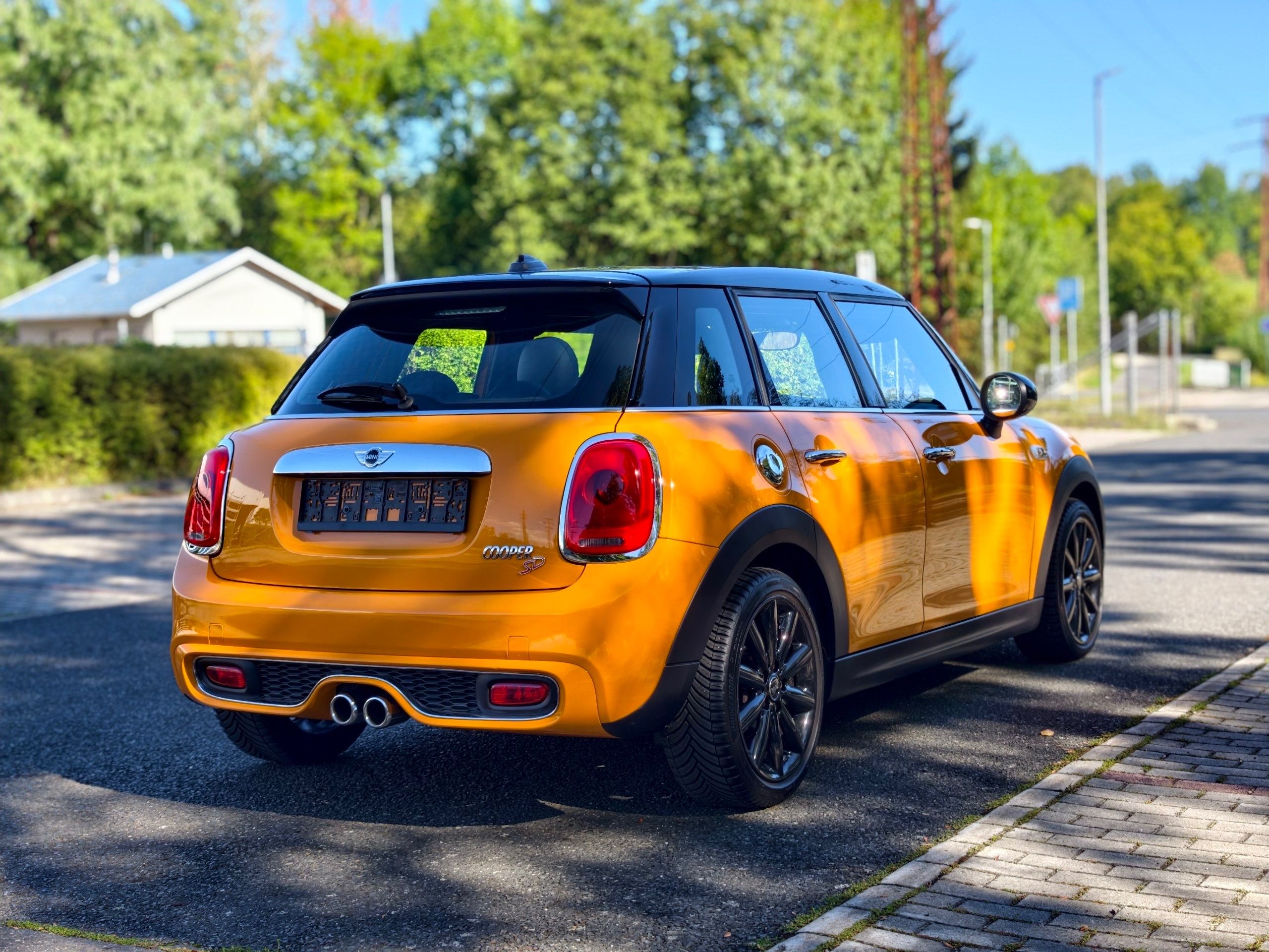 Mini Cooper S, MINI Cooper SD (F55) 5 dveří - fotka 6