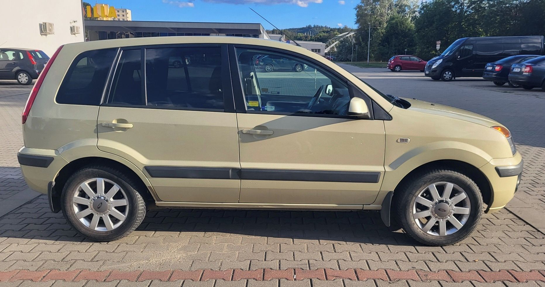 Ford Fusion, 1,4i Duratec, CZ - 1. majitel - fotka 2