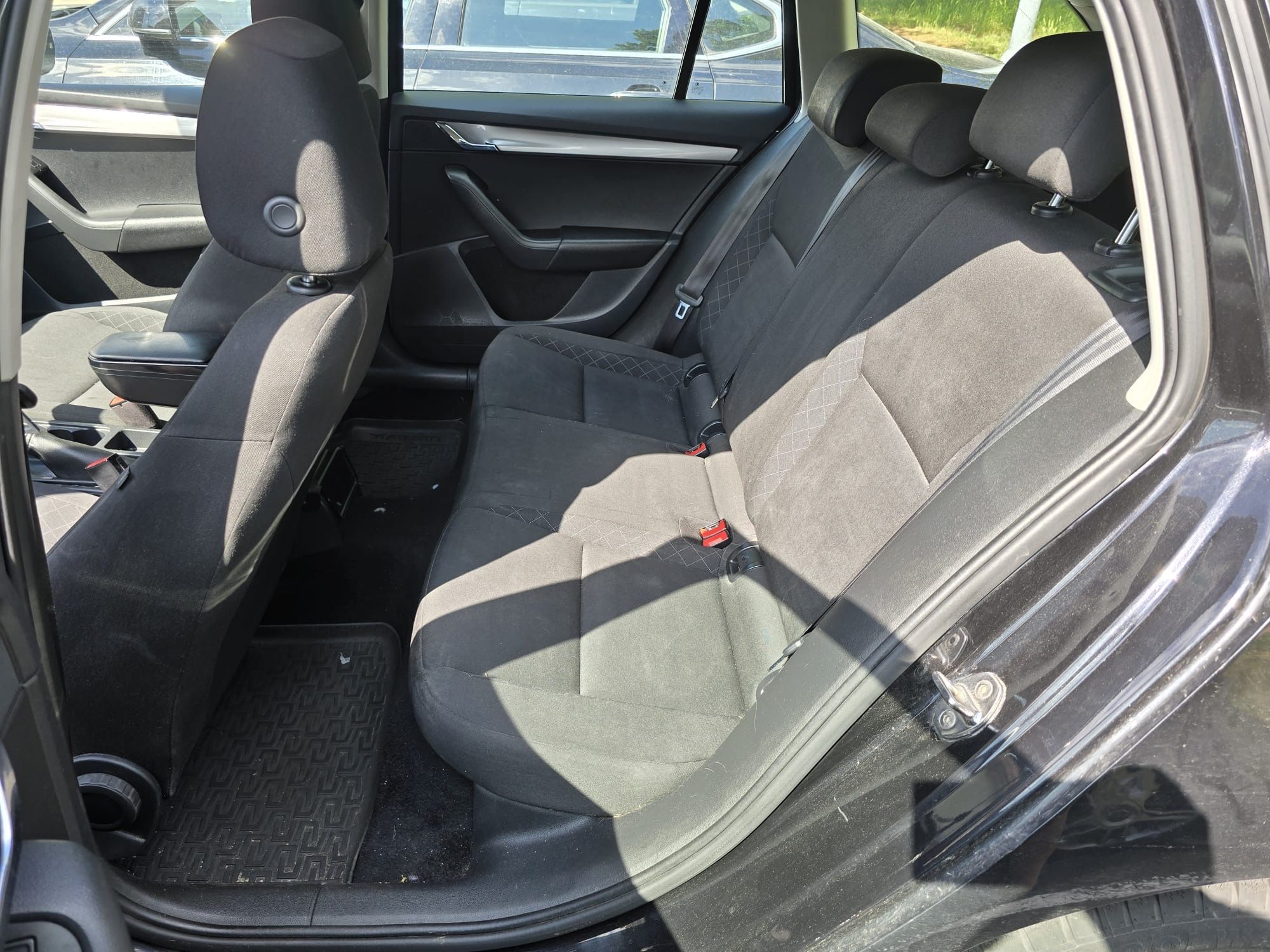 Škoda Octavia, automat, CNG, kožený paket - fotka 6