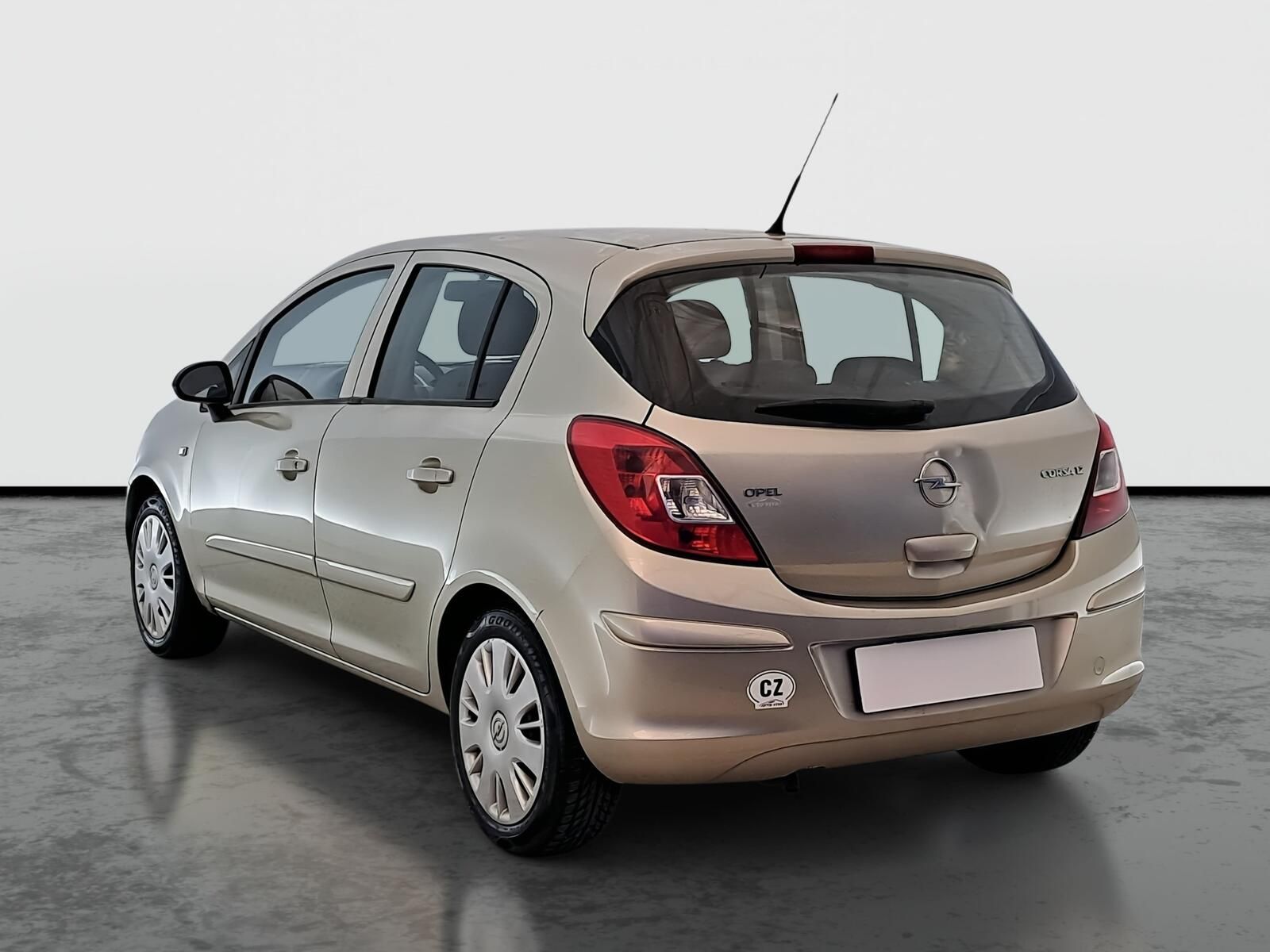 Opel Corsa, 1.2, po STK, Klima, zamluveno - fotka 4