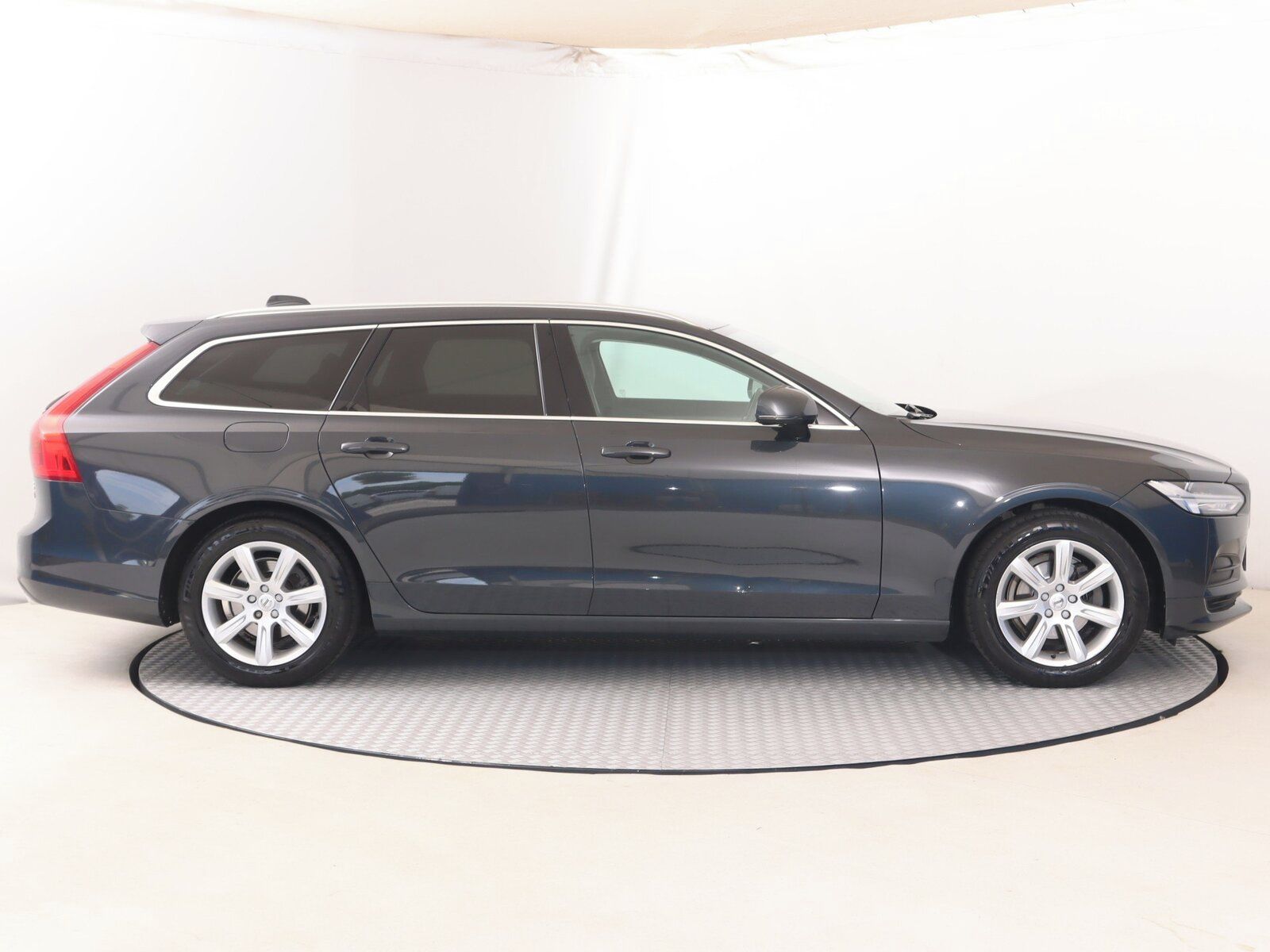 Volvo V90, D3, Serv.kniha - fotka 6