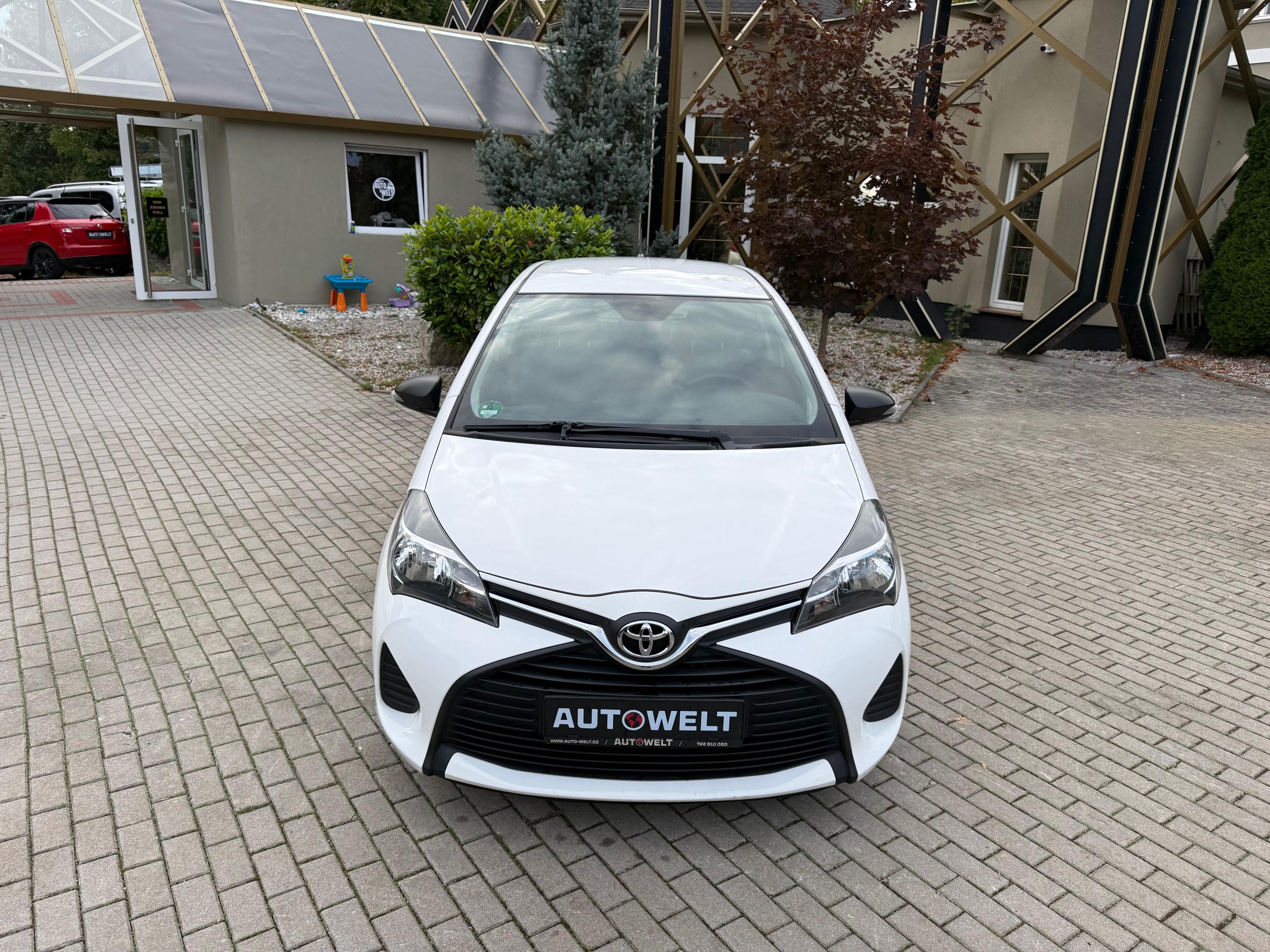 Toyota Yaris, 1.0 VVT-i 51kW /POWER/KLIMA/SK - fotka 5