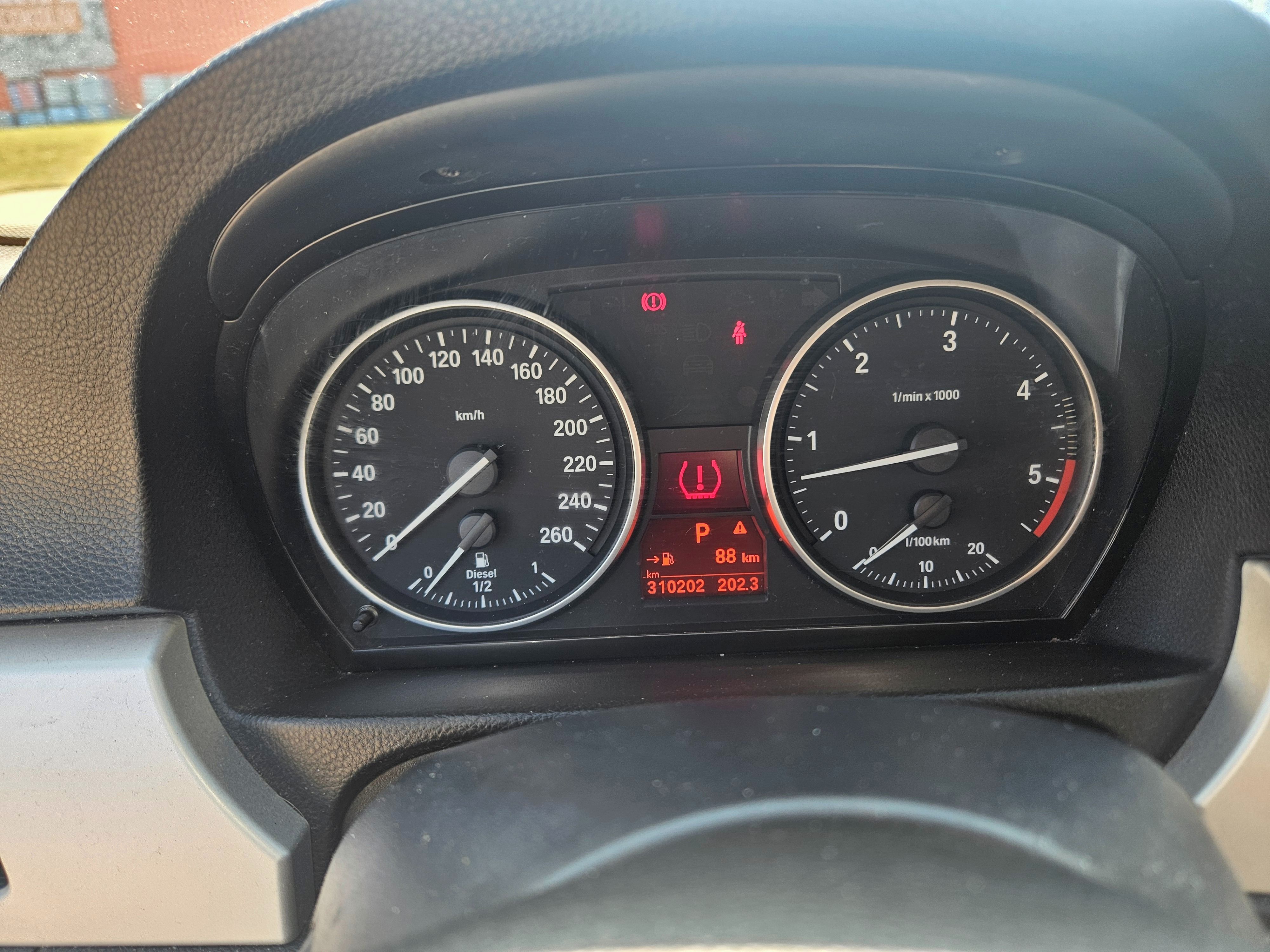 BMW Řada 3, 3.0 XD - fotka 6