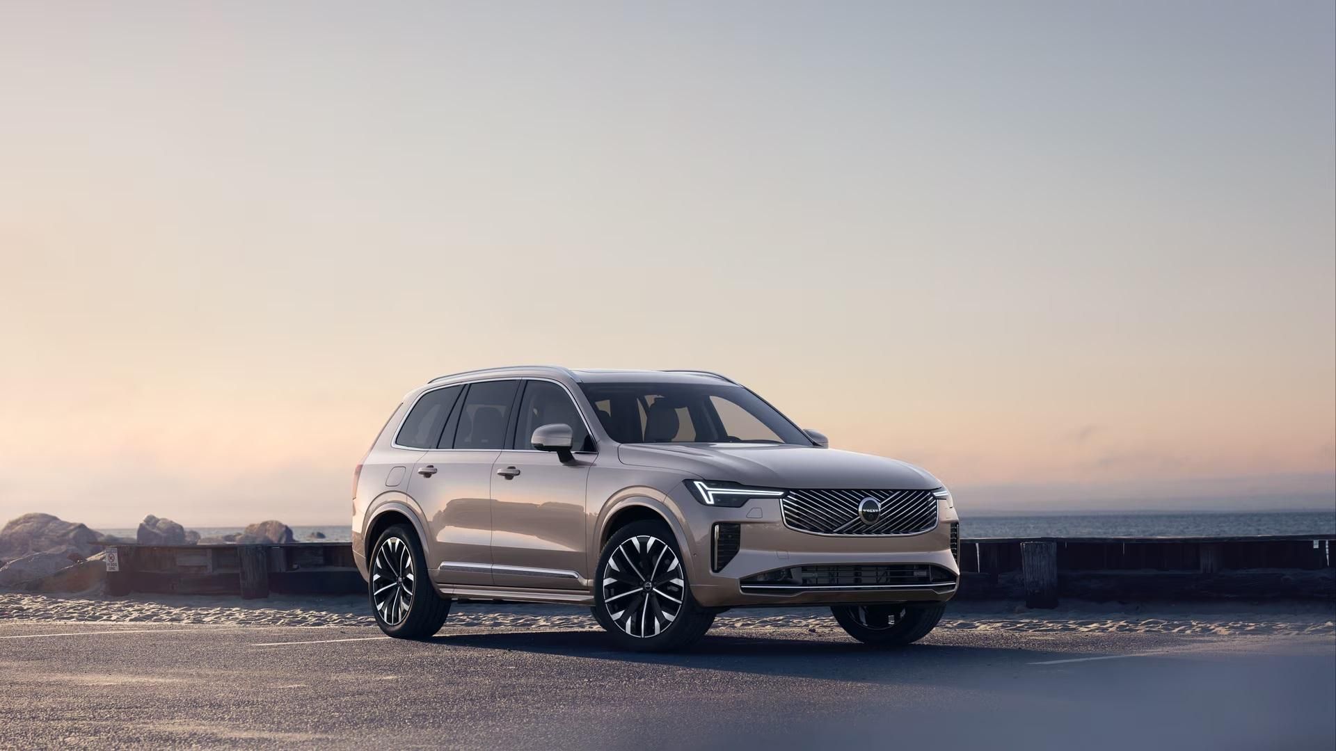 Volvo XC90, T8 AWD Plug-in BRIGHT PLUS 7m - fotka 2