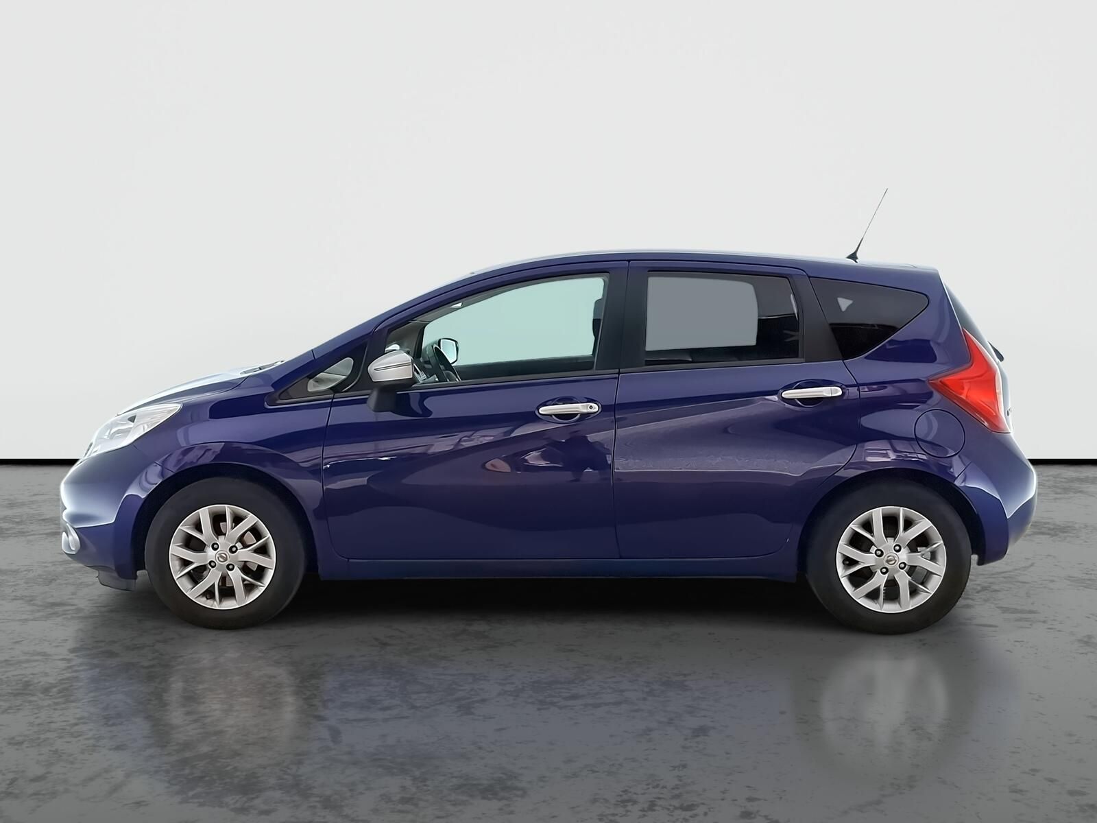 Nissan Note, 1.2, Navi, Automatická klima - fotka 3