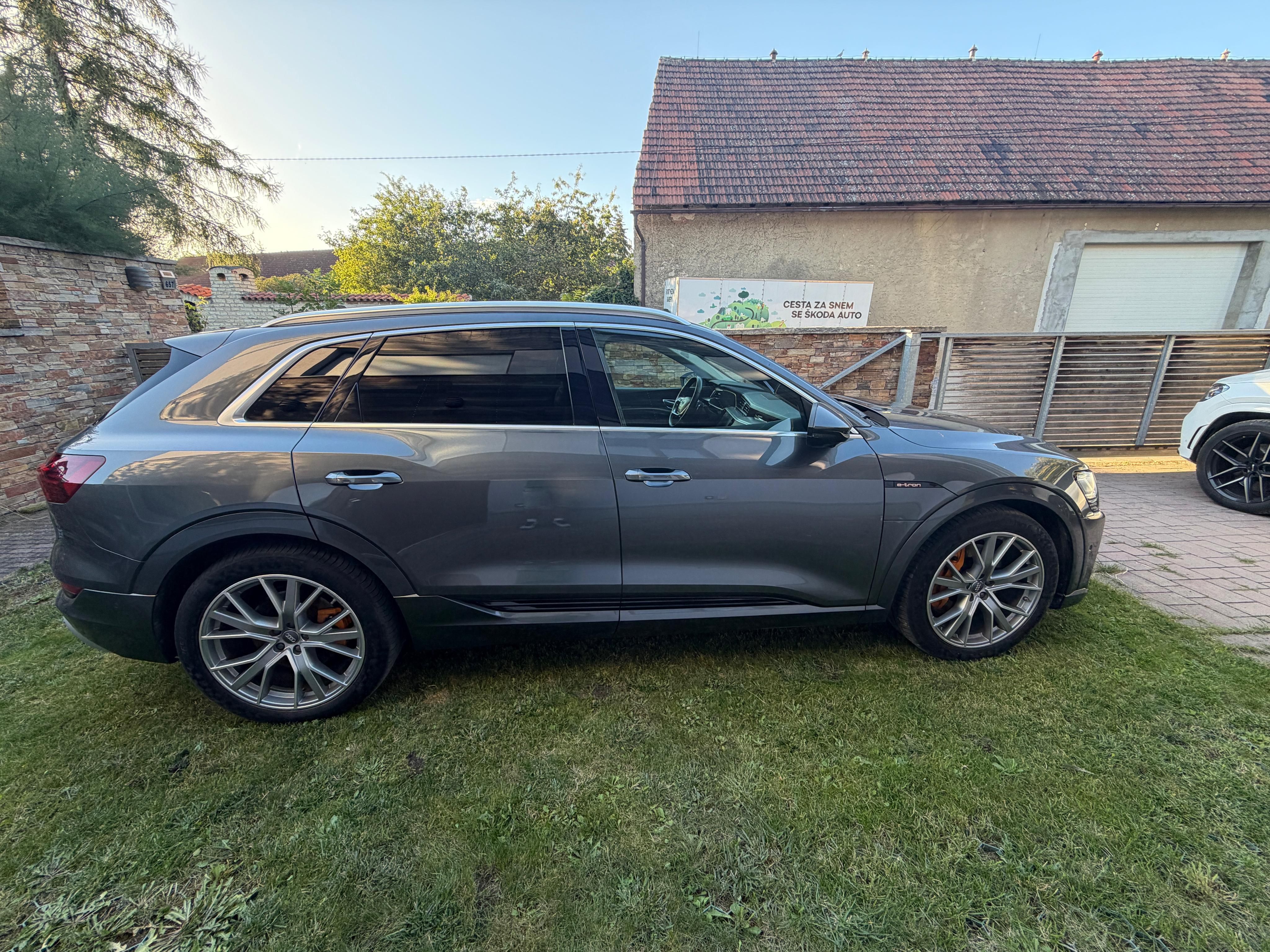 Audi e-tron - fotka 6