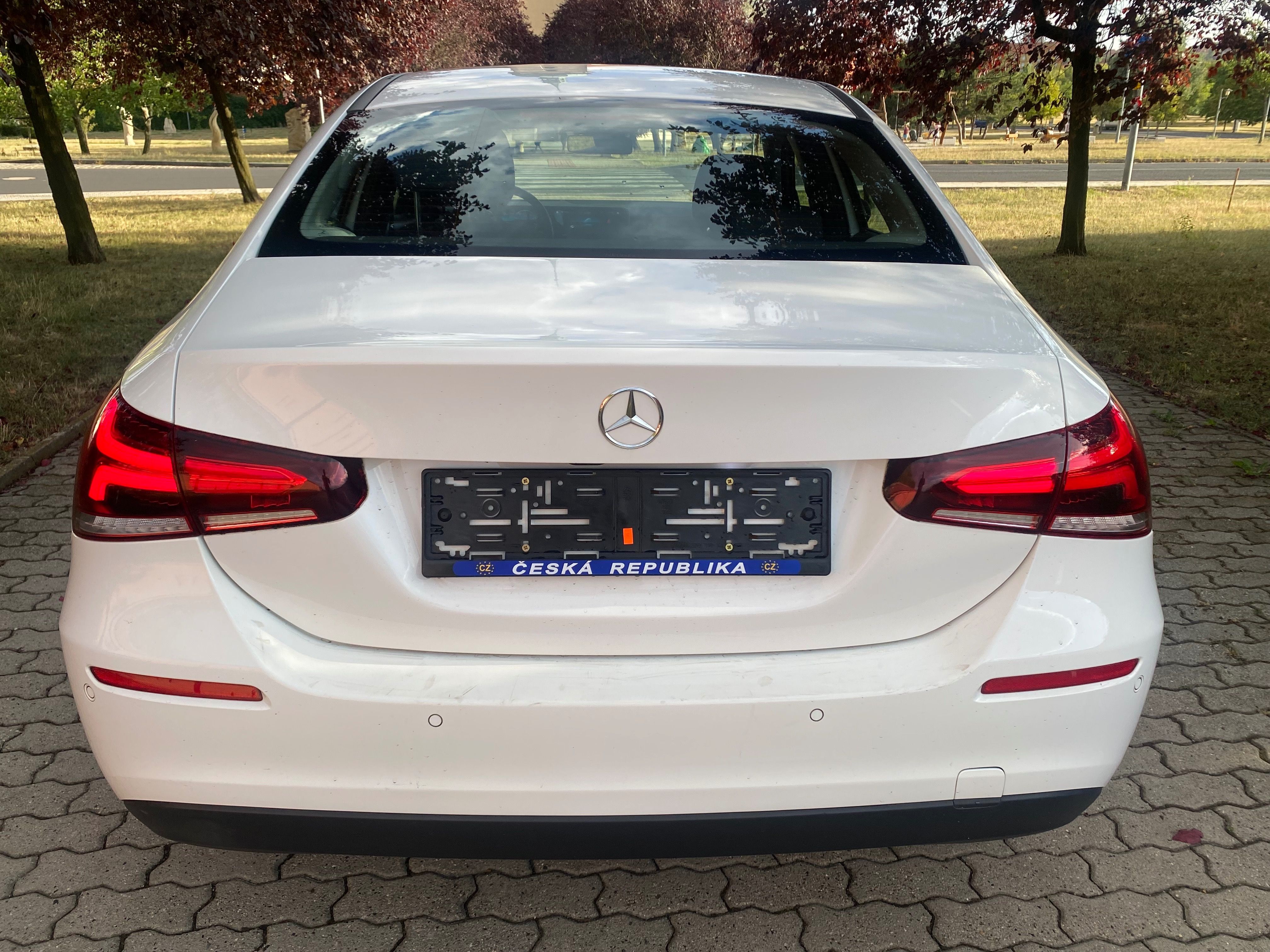 Mercedes-Benz Třídy A, 1.3i 120kw sedan - fotka 6