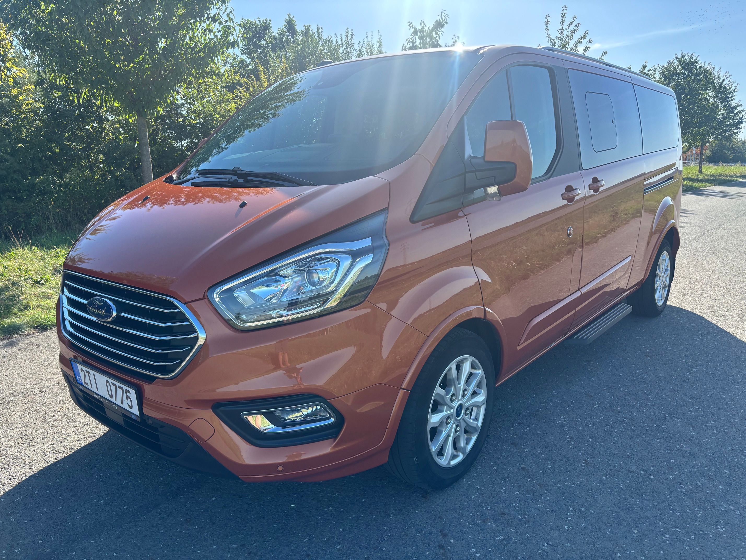 Ford Tourneo Custom, 2.0 EcoBlue 110kw L2 DPH 1.maj - fotka 2