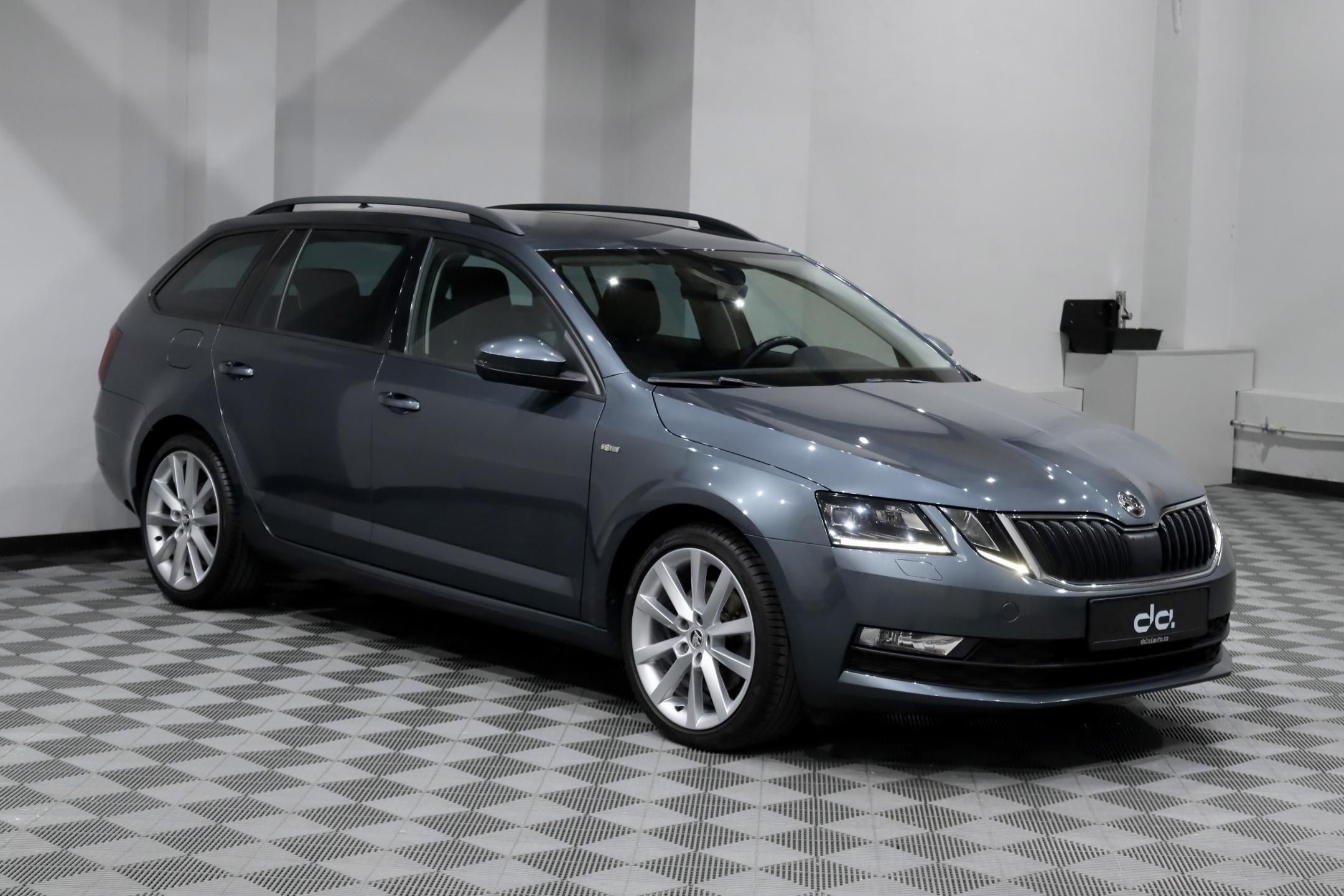 Škoda Octavia, 3 FL 2.0 TSI 140 kW DSG 4x4 - fotka 2