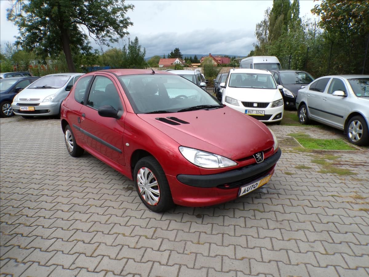 Peugeot 206, 1,1 i