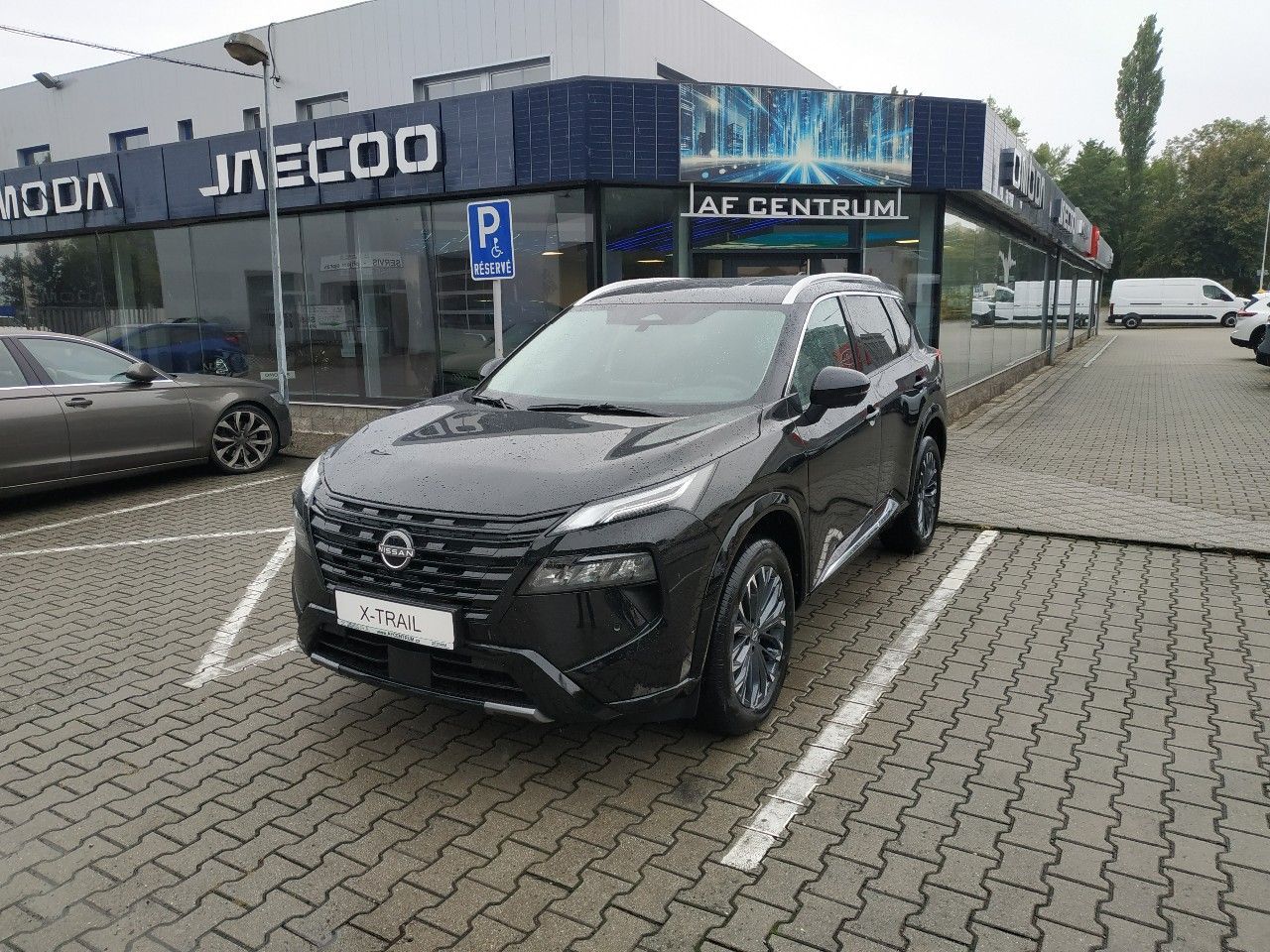 Nissan X-Trail, E-POWER e-4ORCE TEKNA SKLADEM