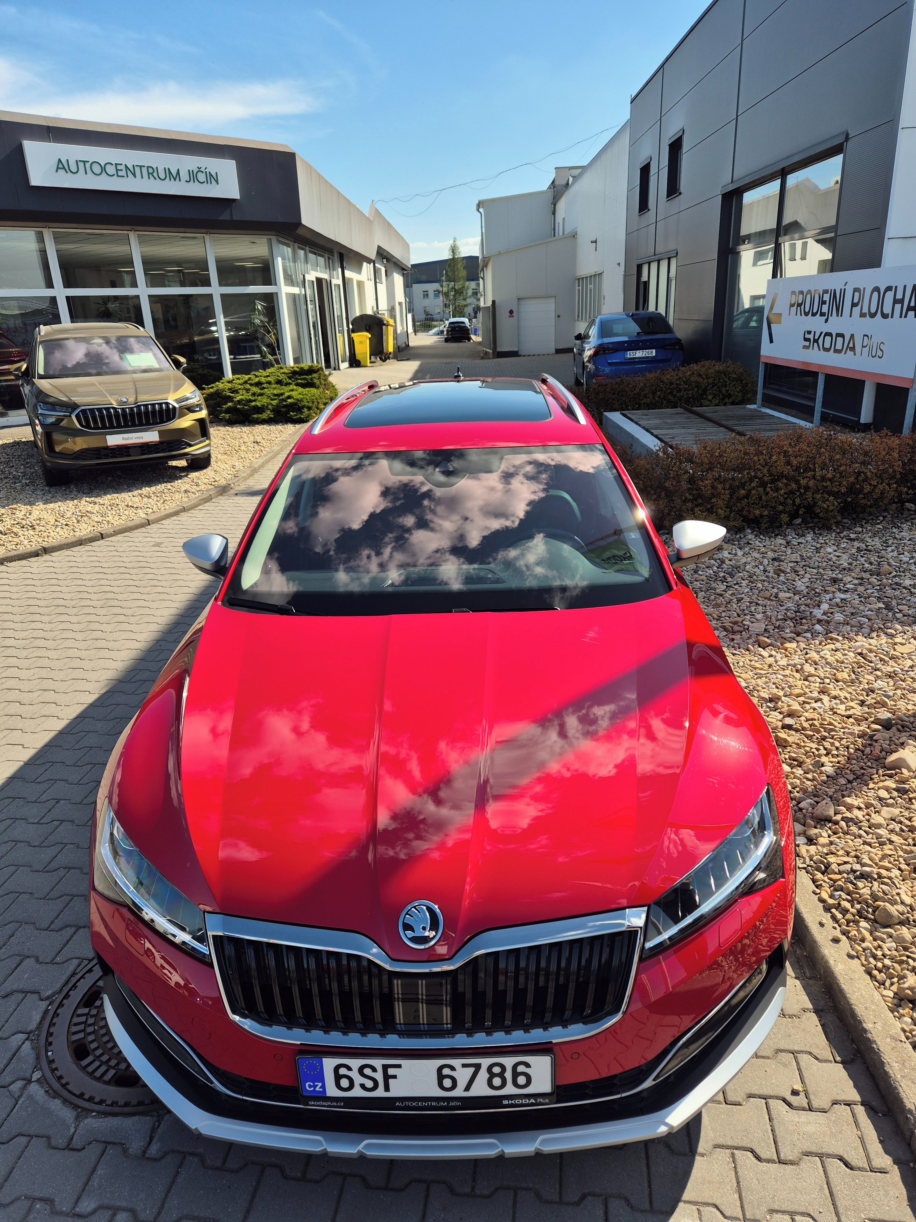 Škoda Superb, Scout, Matrix, prodl.zaruka,TZ - fotka 2