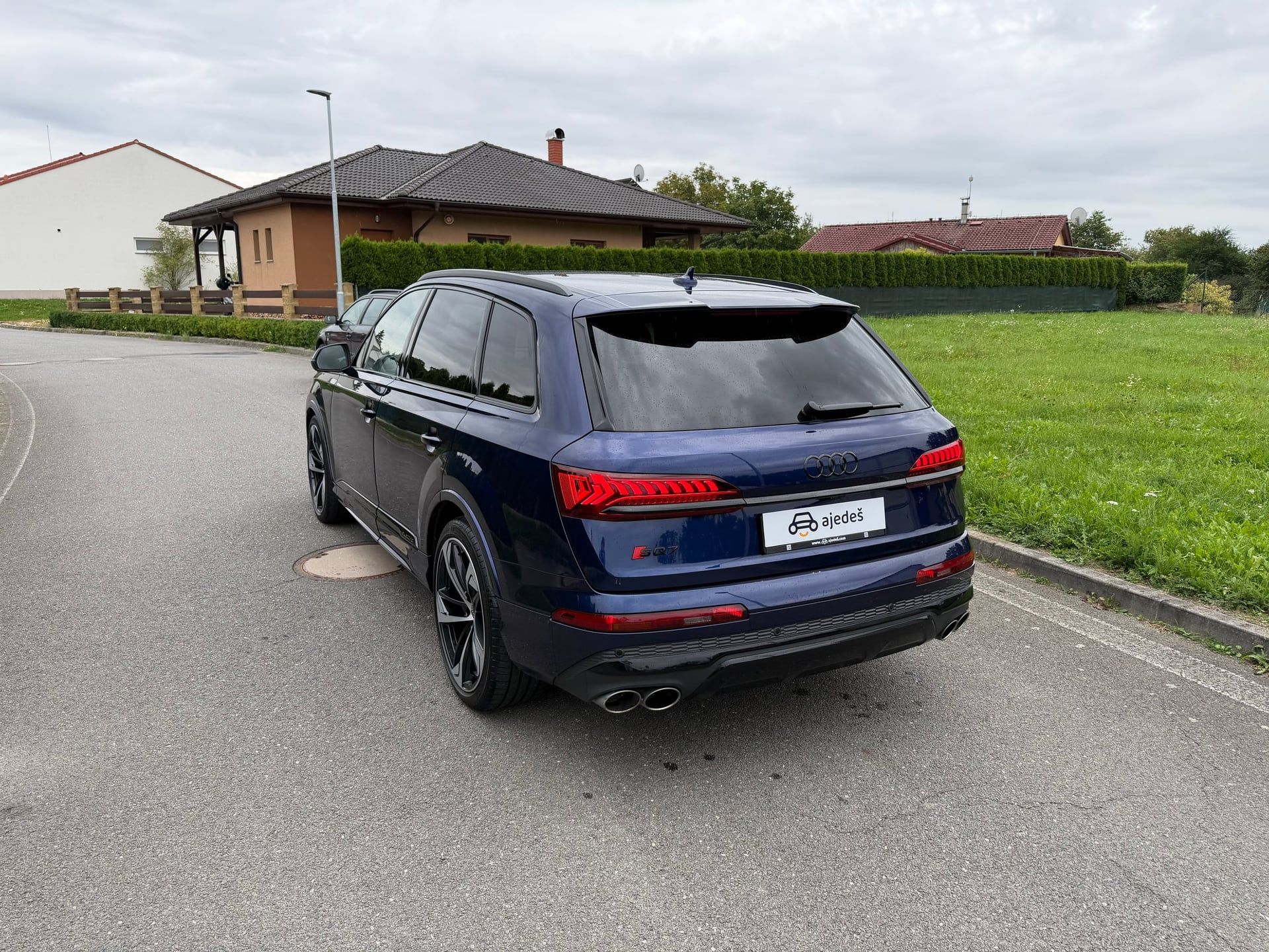 Audi SQ7, 4.0 TFSI quattro/ČR-1.majitel - fotka 3