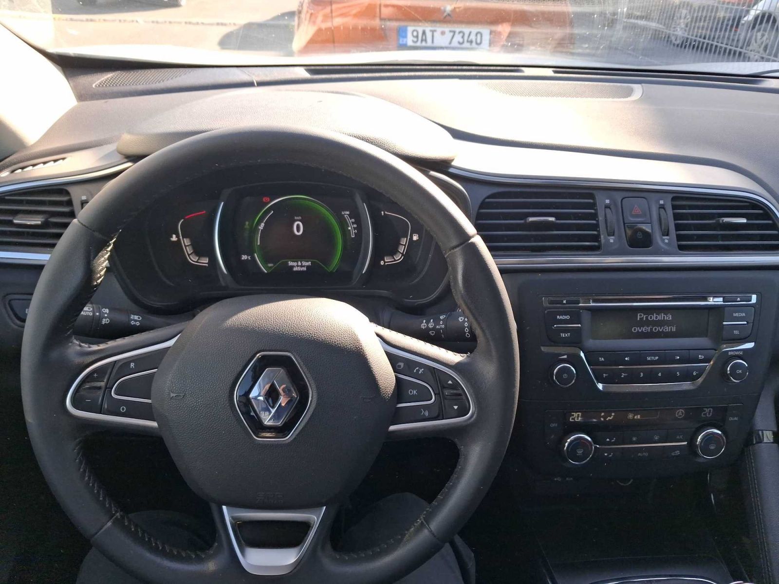 Renault Kadjar, 1.2 TCe, Automatická klima - fotka 3
