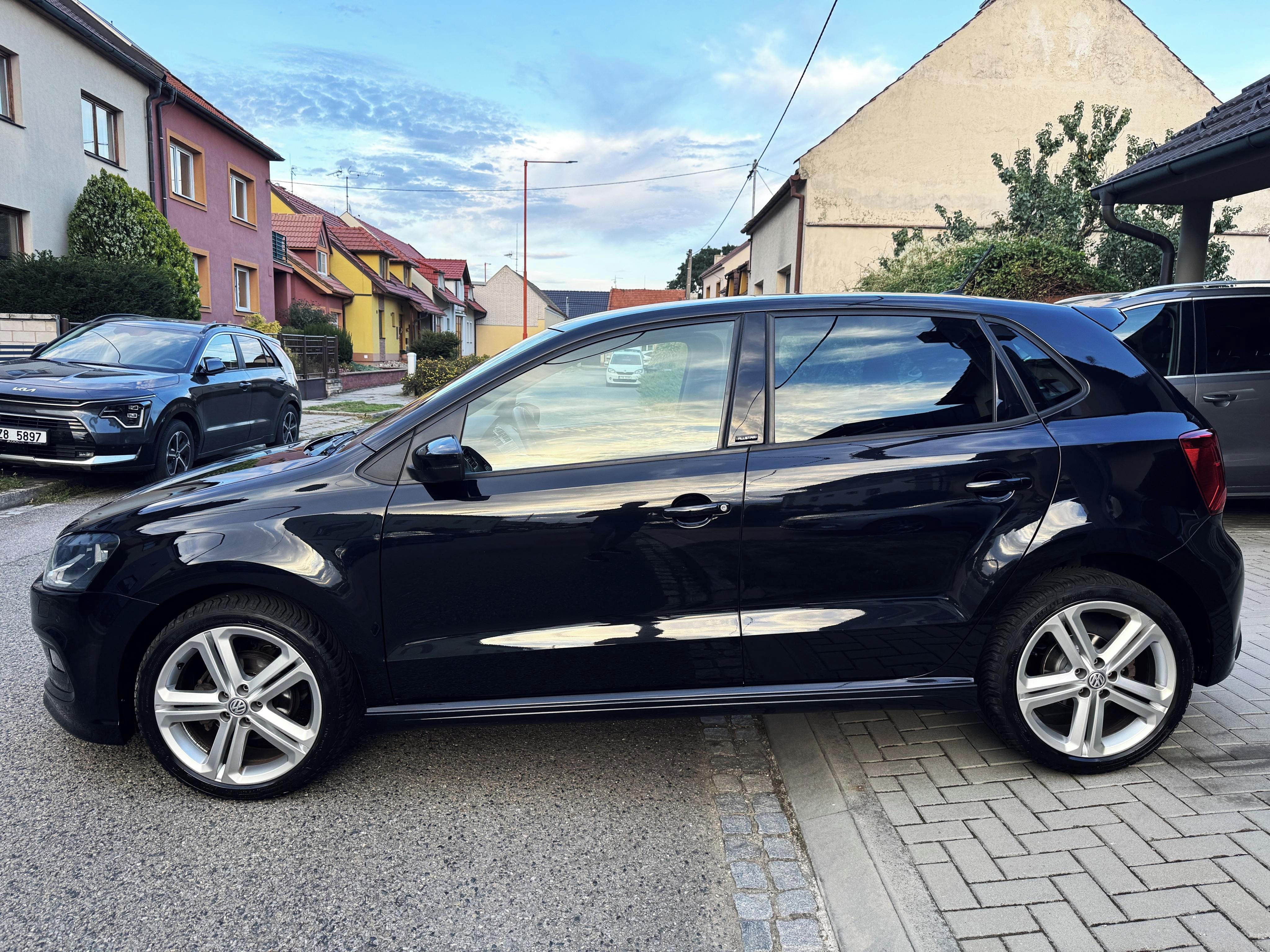 Volkswagen Polo, 1.2TSI DSG, NAVIGACE, ALU17, - fotka 4